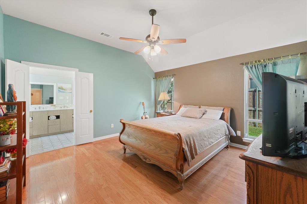 Flower Mound, Texas, 75028, United States, 4 Bedrooms Bedrooms, ,2 BathroomsBathrooms,Residential,For Sale,1974127