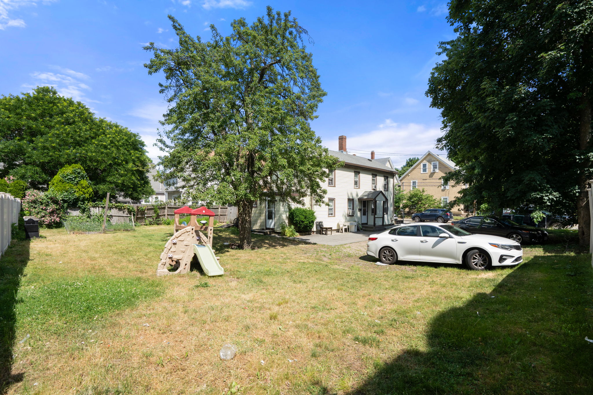  35 Middle Street, Newton, MA, 02458 - 物件實景