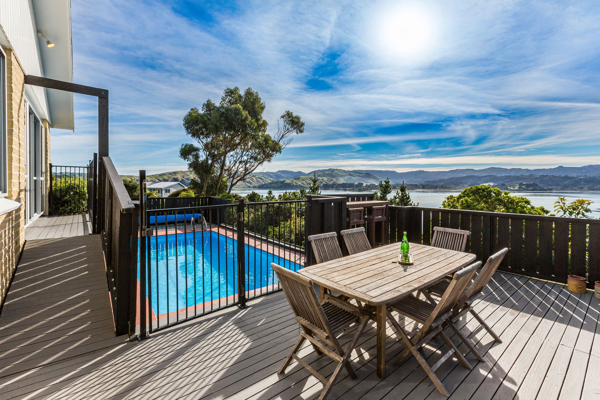  11 Spinnaker Drive, Whitby - 物件實景