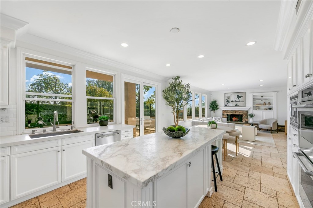 Newport Coast, California, 92657, United States, 5 Bedrooms Bedrooms, ,4 BathroomsBathrooms,Residential,For Sale,1991389