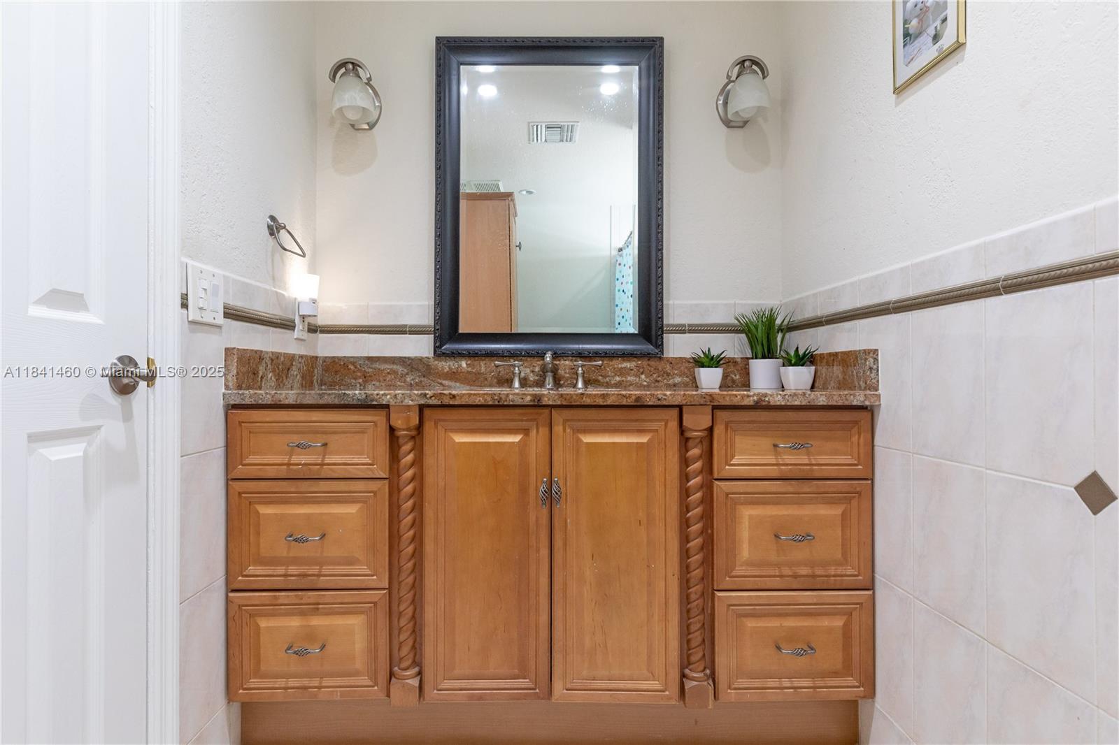 Coral Springs, Florida, 33071, United States, 5 Bedrooms Bedrooms, ,4 BathroomsBathrooms,Residential,For Sale,1921900