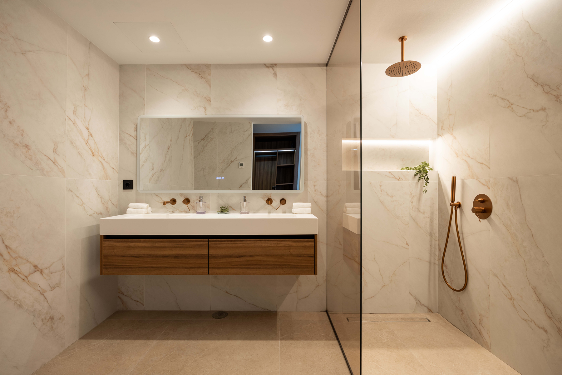  Renovated garden apartment with private pool in Nueva Andalucía - 物件實景
