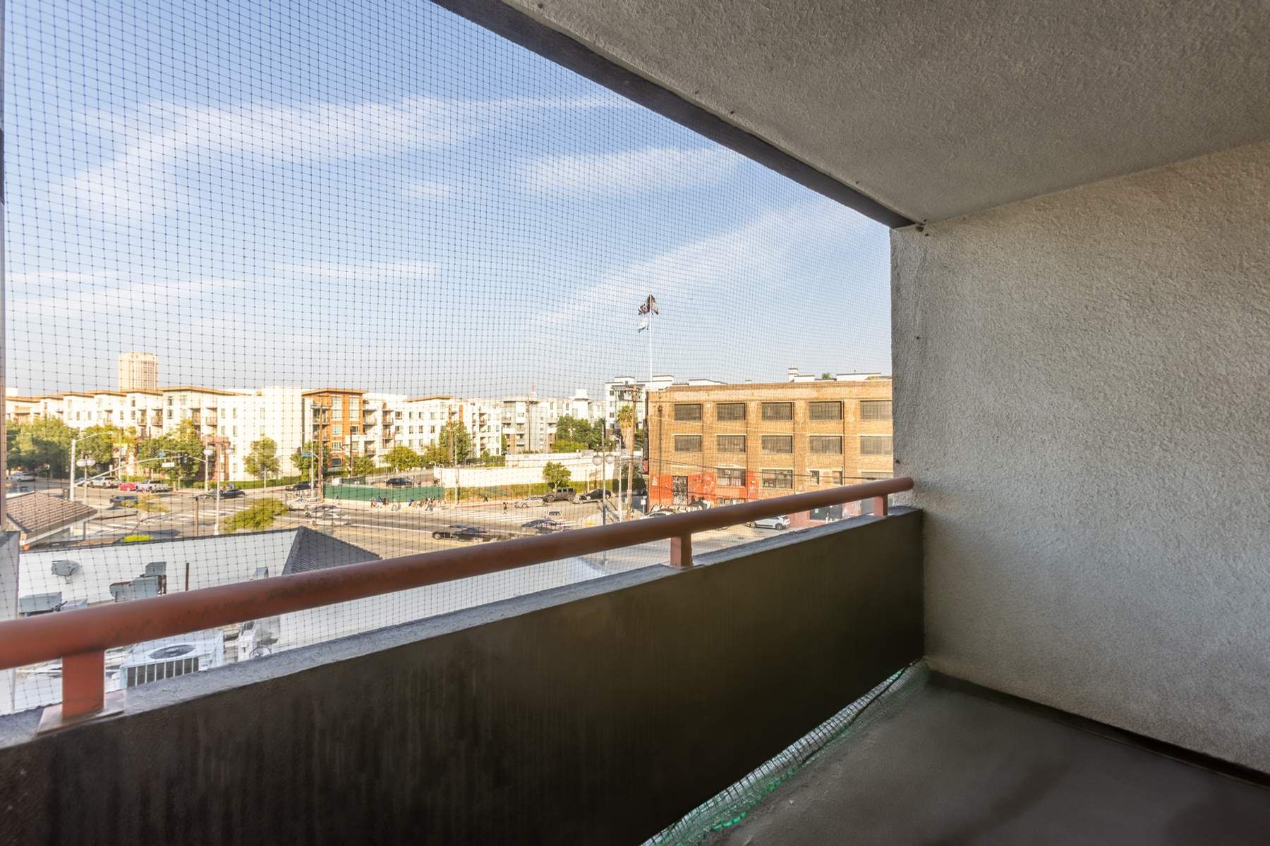  222 S Central Ave - 物件實景