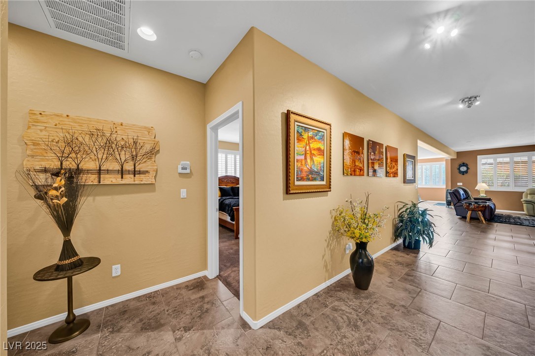 Las Vegas, Nevada, 89166, United States, 3 Bedrooms Bedrooms, ,2 BathroomsBathrooms,Residential,For Sale,1989414