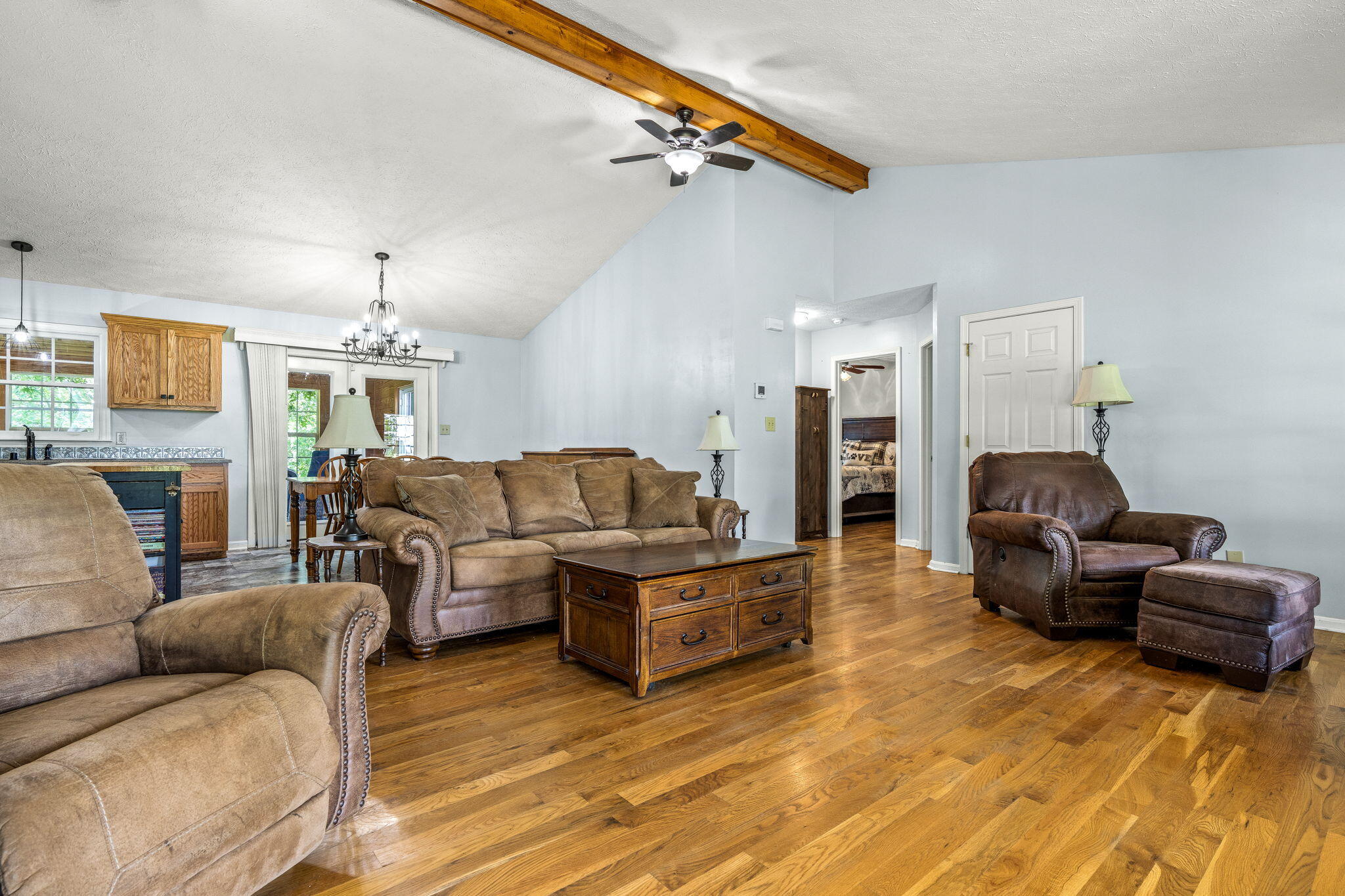 Waddy, Kentucky, 40076, United States, 3 Bedrooms Bedrooms, ,2 BathroomsBathrooms,Residential,For Sale,1979583