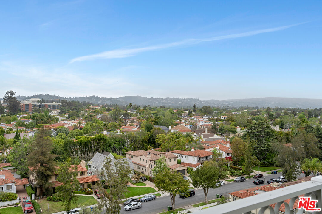 Los Angeles, California, 90024, United States, 3 Bedrooms Bedrooms, ,1 BathroomBathrooms,Residential,For Sale,1819230