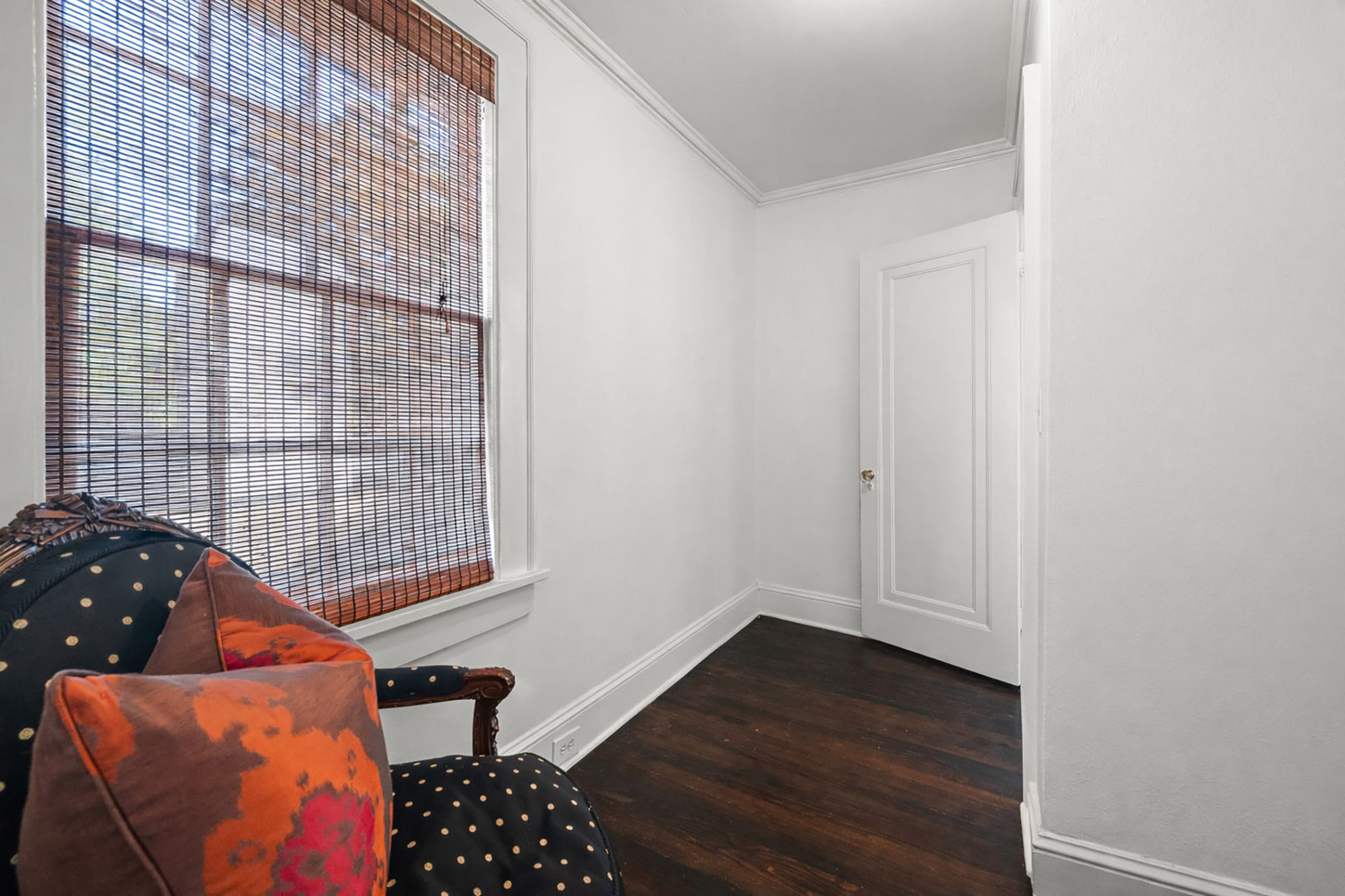  Timeless Ardmore Park Home Blends Classic Charm with Custom Renovations - 物件實景