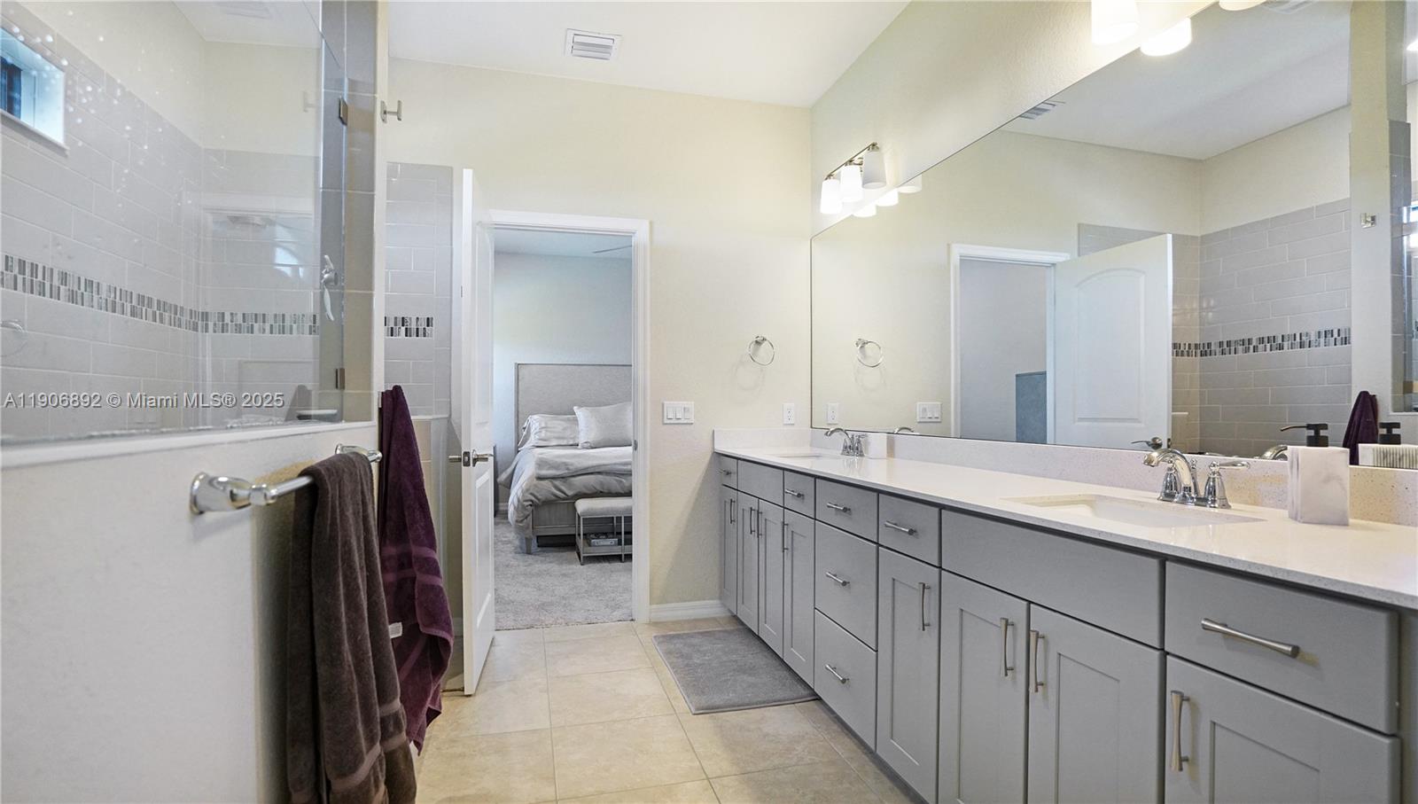 Lake Worth, Florida, 33467, United States, 4 Bedrooms Bedrooms, ,3 BathroomsBathrooms,Residential,For Sale,1990306