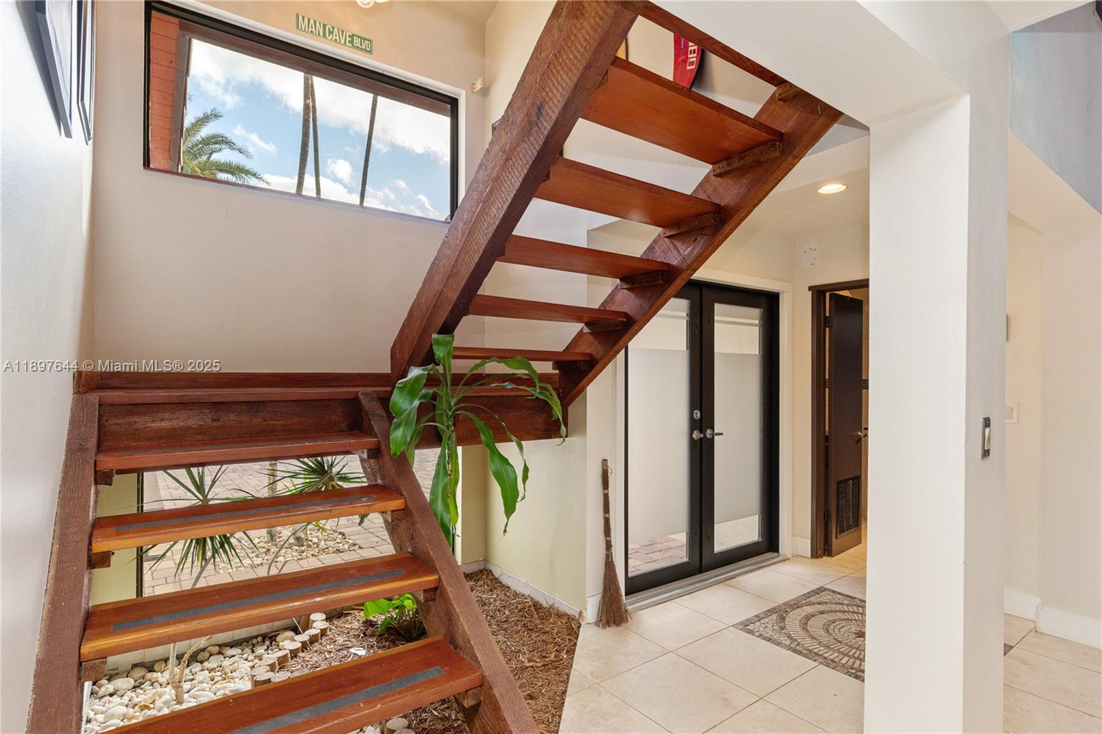 Palmetto Bay, Florida, 33157, United States, 4 Bedrooms Bedrooms, ,4 BathroomsBathrooms,Residential,For Sale,1966916