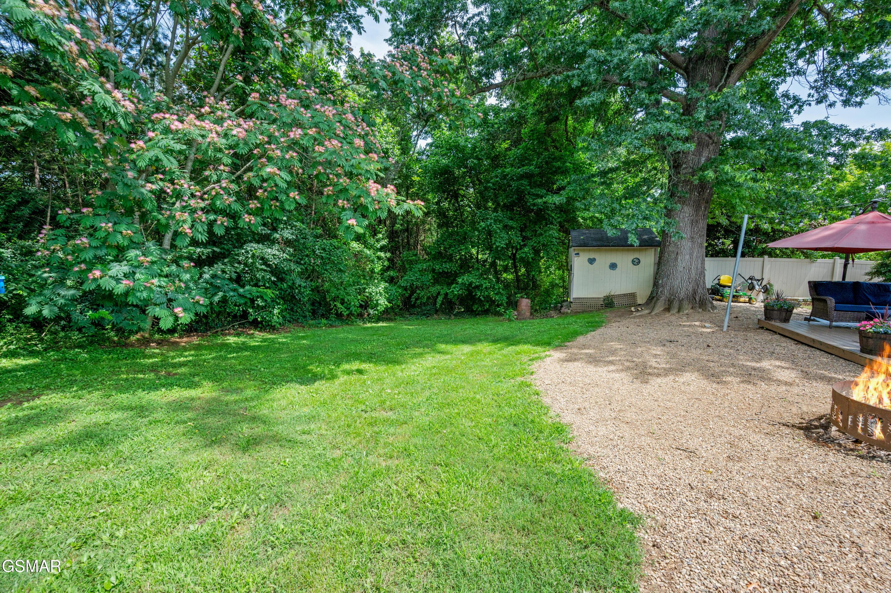 Sevierville, Tennessee, 37862, United States, 4 Bedrooms Bedrooms, ,3 BathroomsBathrooms,Residential,For Sale,1863577