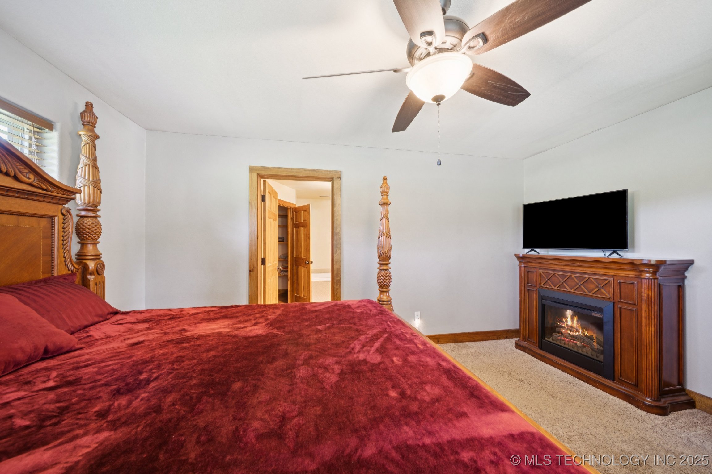 Henryetta, Oklahoma, 74437, United States, 4 Bedrooms Bedrooms, ,4 BathroomsBathrooms,Residential,For Sale,1939303