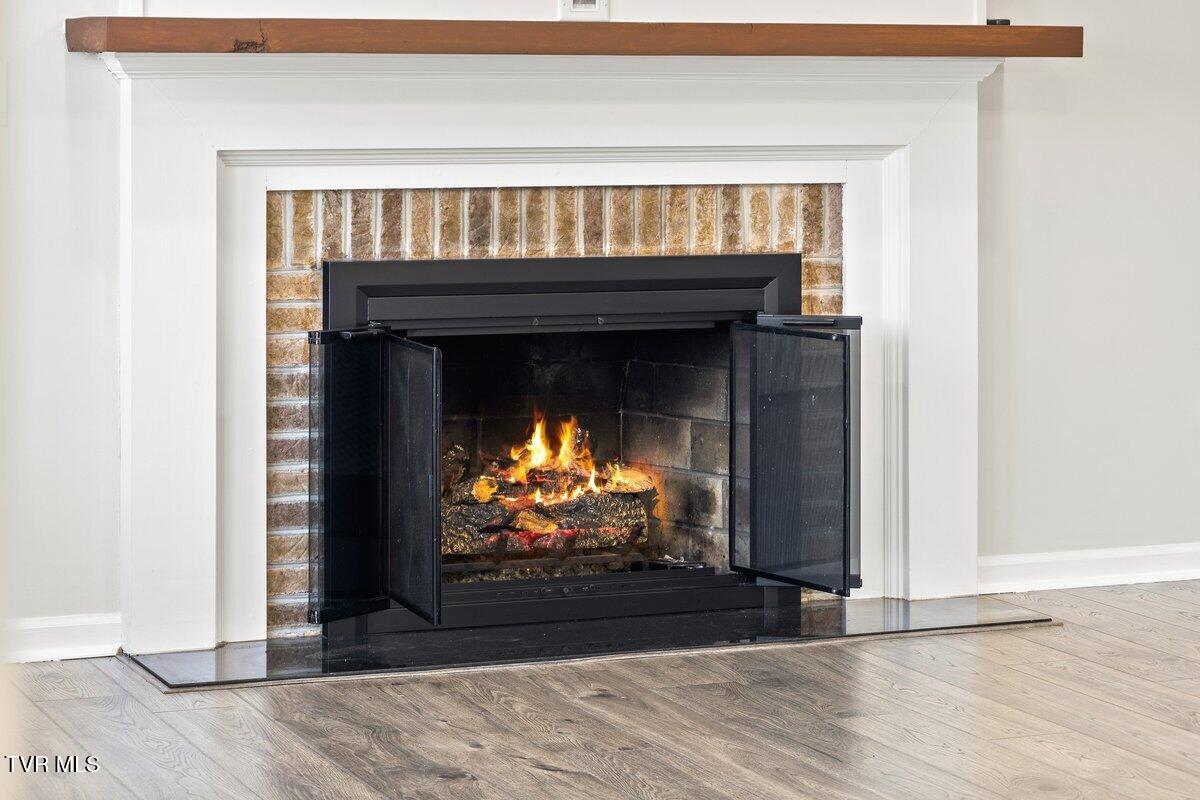 Gray, Tennessee, 37615, United States, 4 Bedrooms Bedrooms, ,3 BathroomsBathrooms,Residential,For Sale,1979136