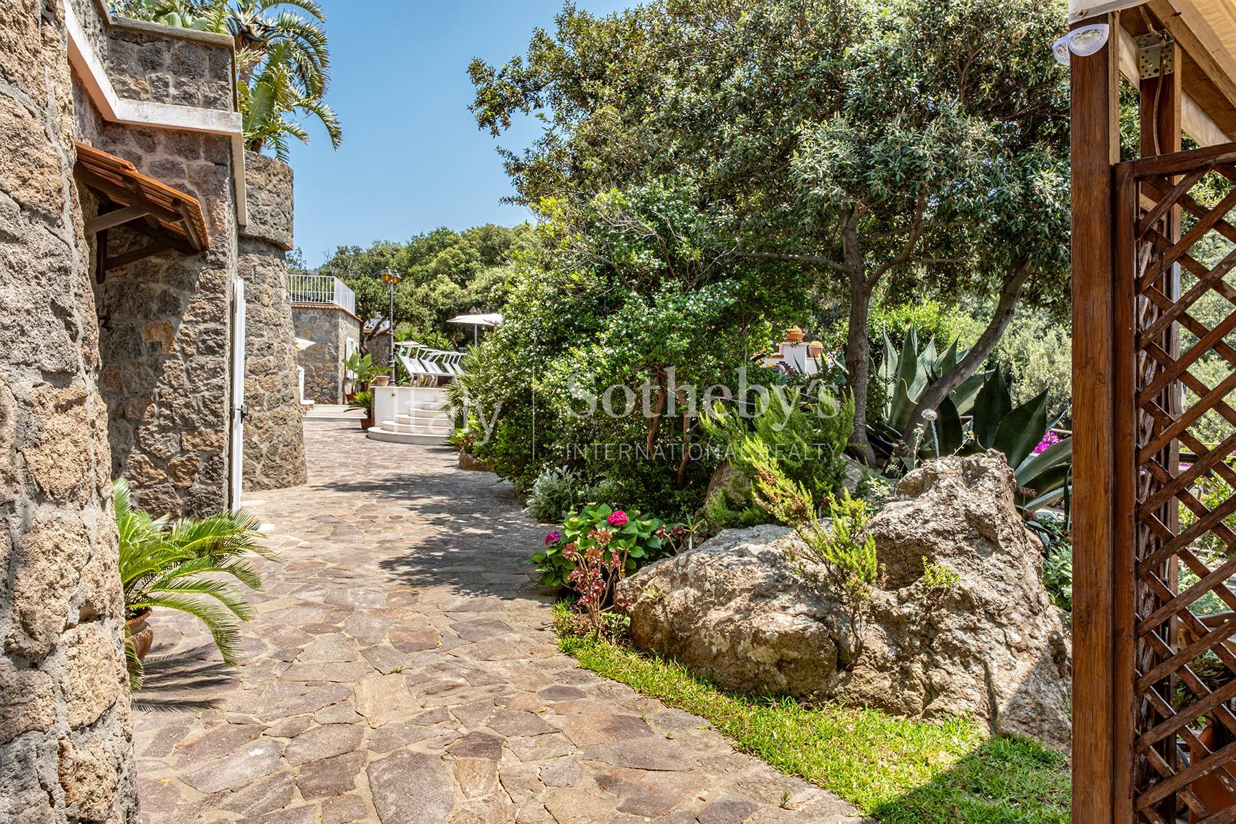  Charming seafront villa in Punta Caruso - 物件實景
