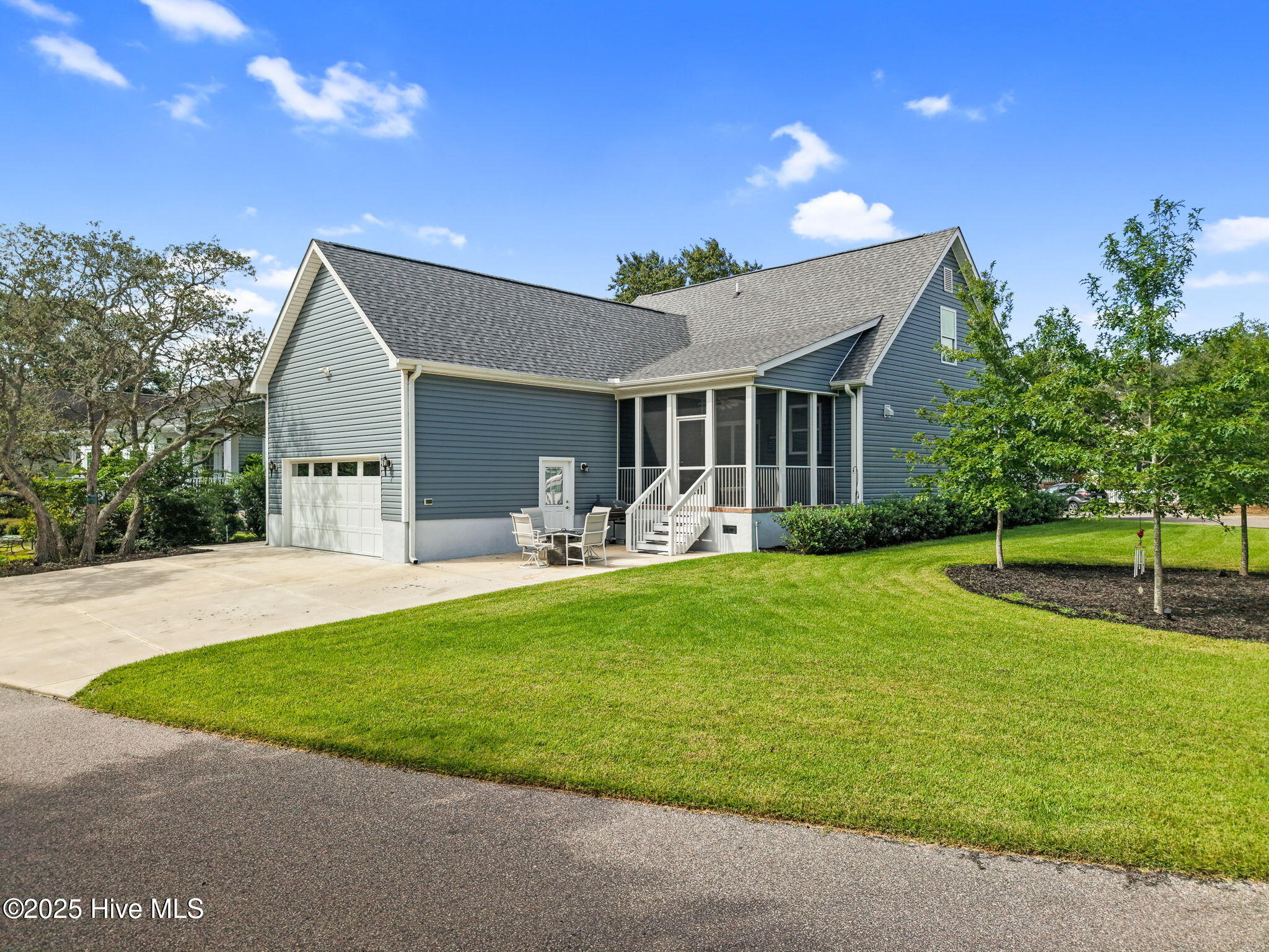 Southport, North Carolina, 28461, United States, 3 Bedrooms Bedrooms, ,3 BathroomsBathrooms,Residential,For Sale,2009965