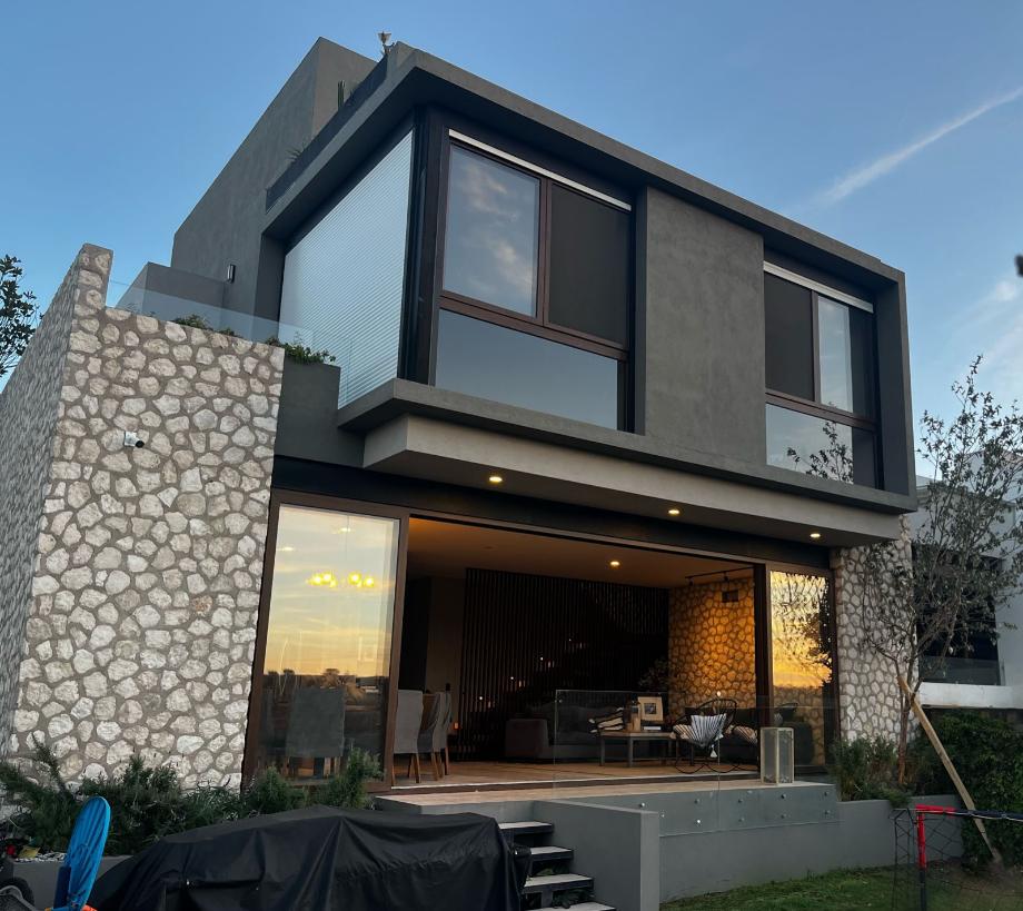 Querétaro, Querétaro, 76149, Mexico, 4 Bedrooms Bedrooms, ,4 BathroomsBathrooms,Residential,For Sale,1840480