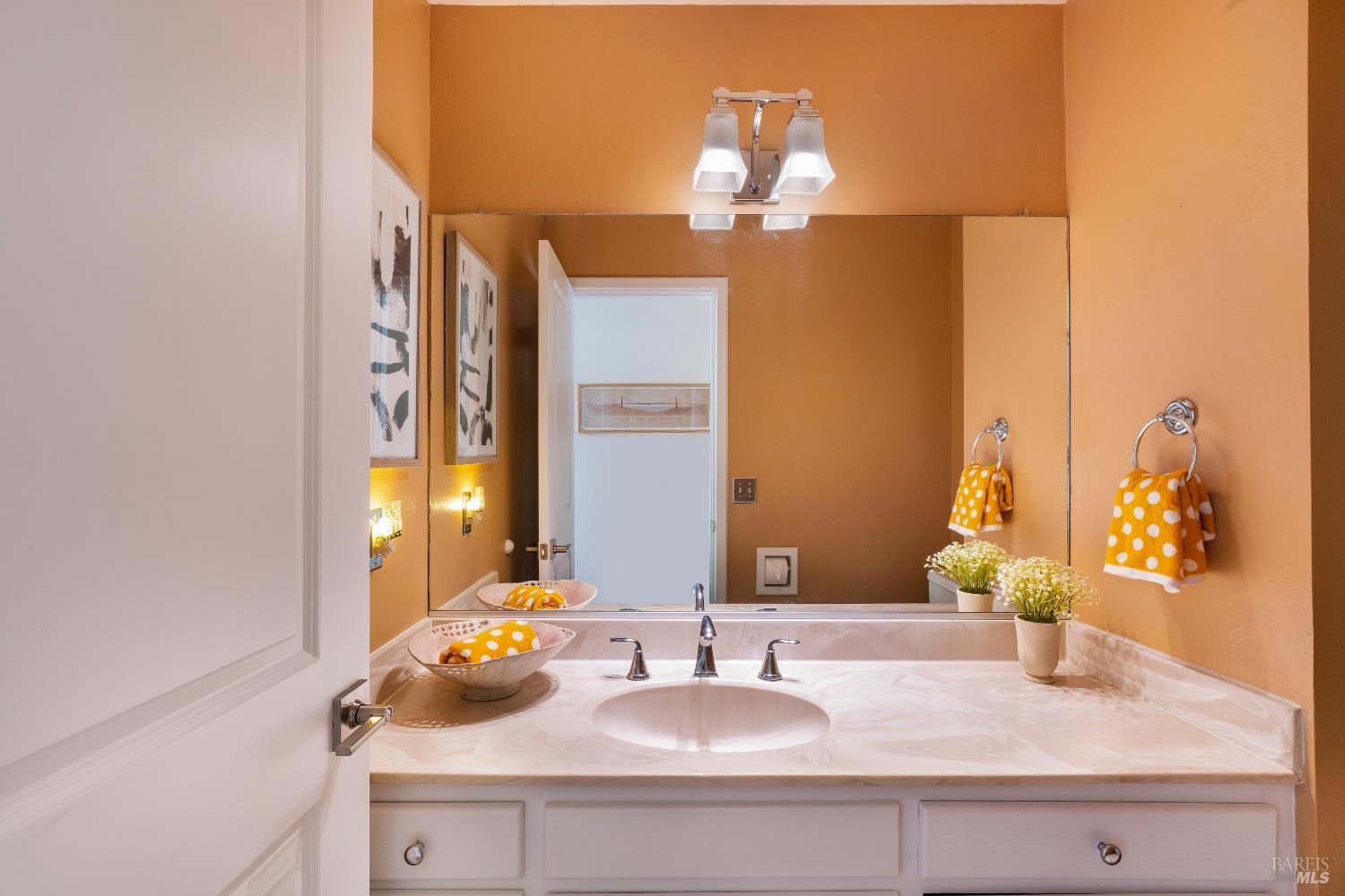 Santa Rosa, California, 95404, United States, 5 Bedrooms Bedrooms, ,4 BathroomsBathrooms,Residential,For Sale,1982692