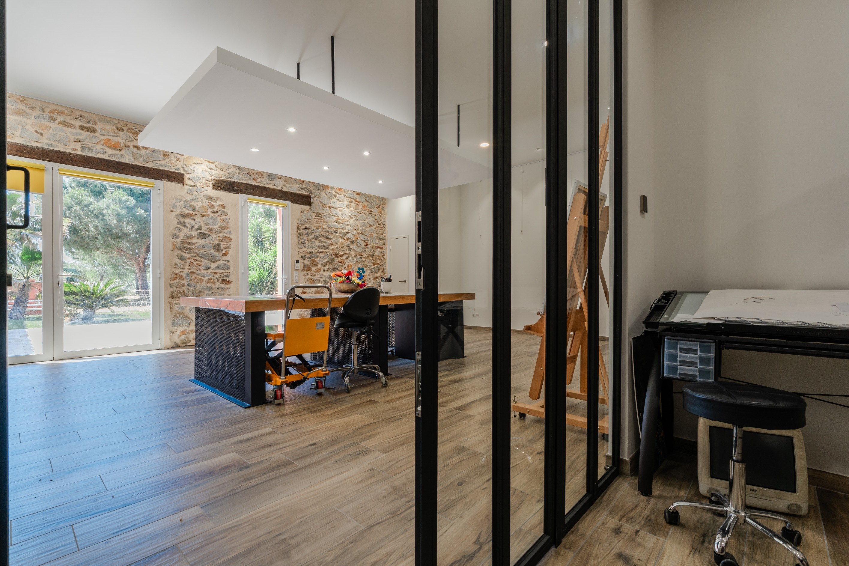 680m² of REFINEMENT & EXCEPTIONAL VOLUMES, just 6 minutes from the beach - 物件實景