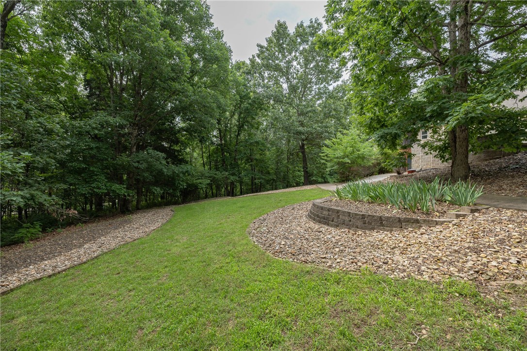 Bella Vista, Arkansas, 72715, United States, 3 Bedrooms Bedrooms, ,4 BathroomsBathrooms,Residential,For Sale,1941040