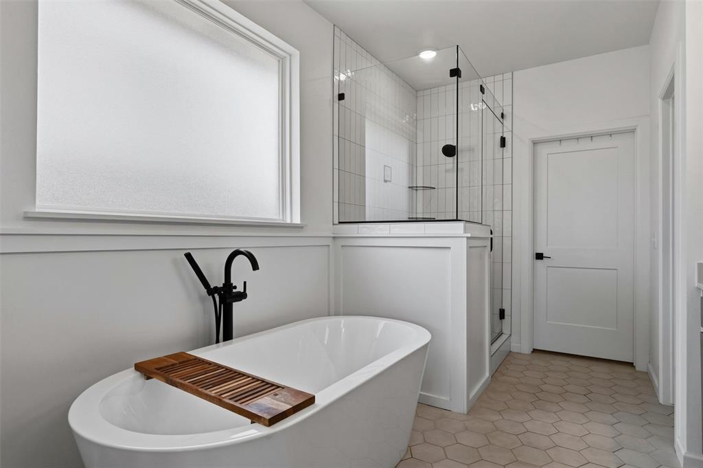 Norman, Oklahoma, 73072, United States, 5 Bedrooms Bedrooms, ,3 BathroomsBathrooms,Residential,For Sale,2048033