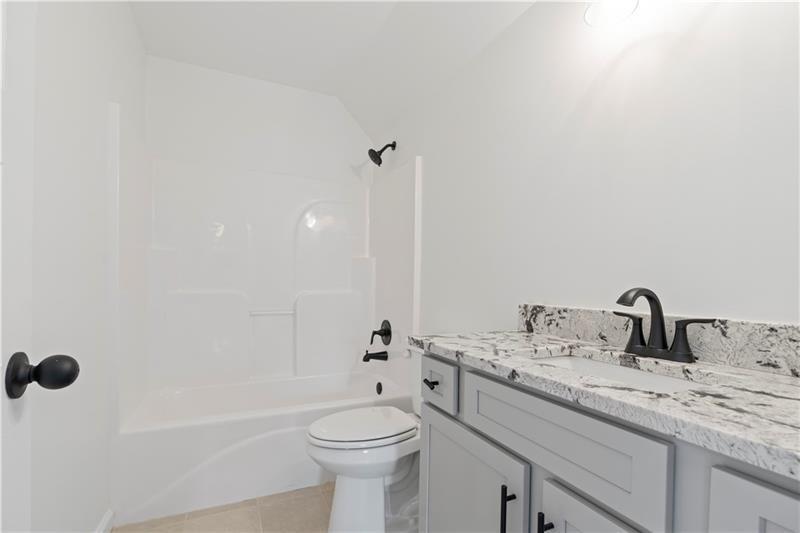 Carrollton, Georgia, 30116, United States, 5 Bedrooms Bedrooms, ,4 BathroomsBathrooms,Residential,For Sale,1998185