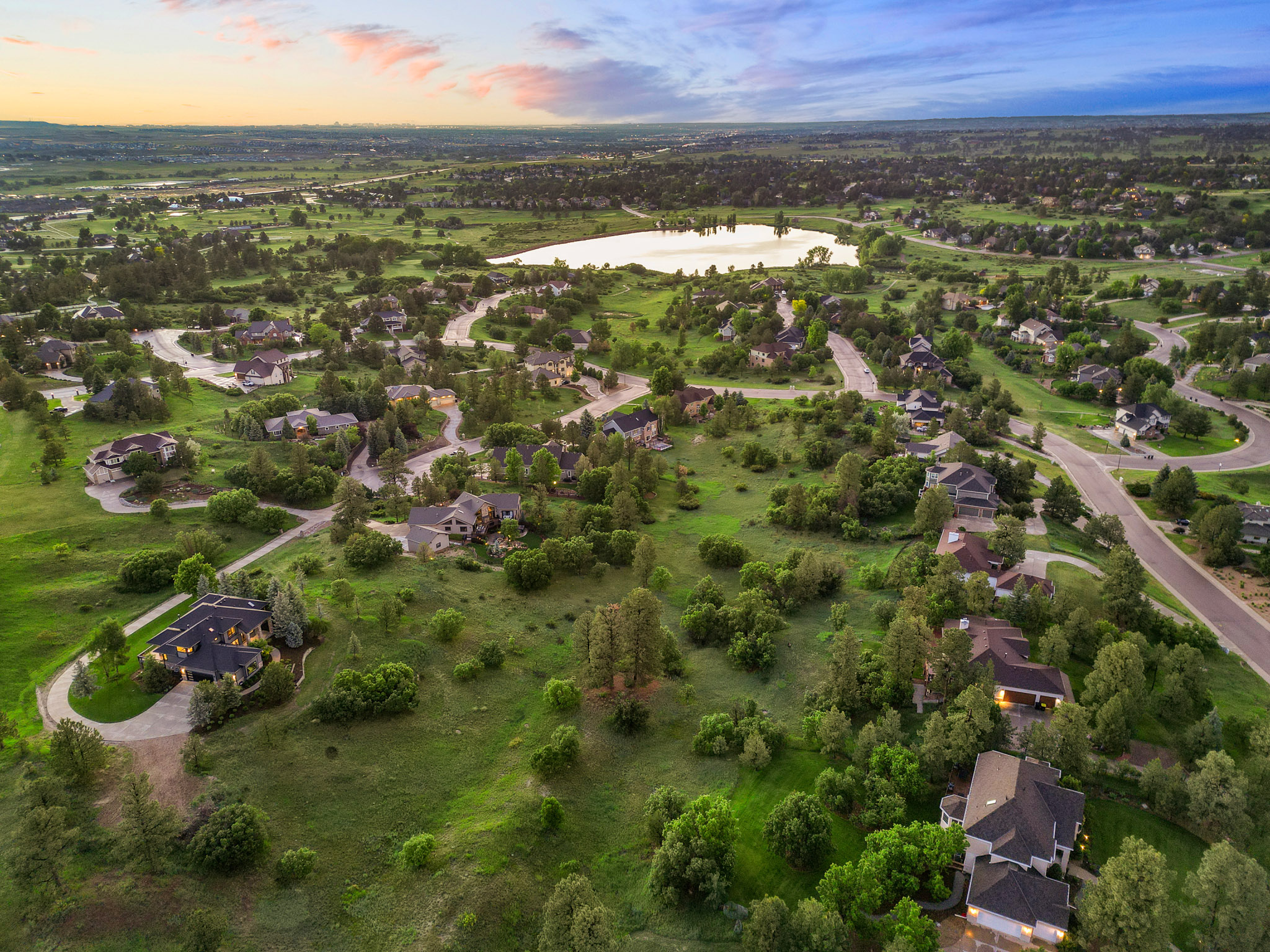  Backing to open space on a private 1.67-acre homesite - 物件實景