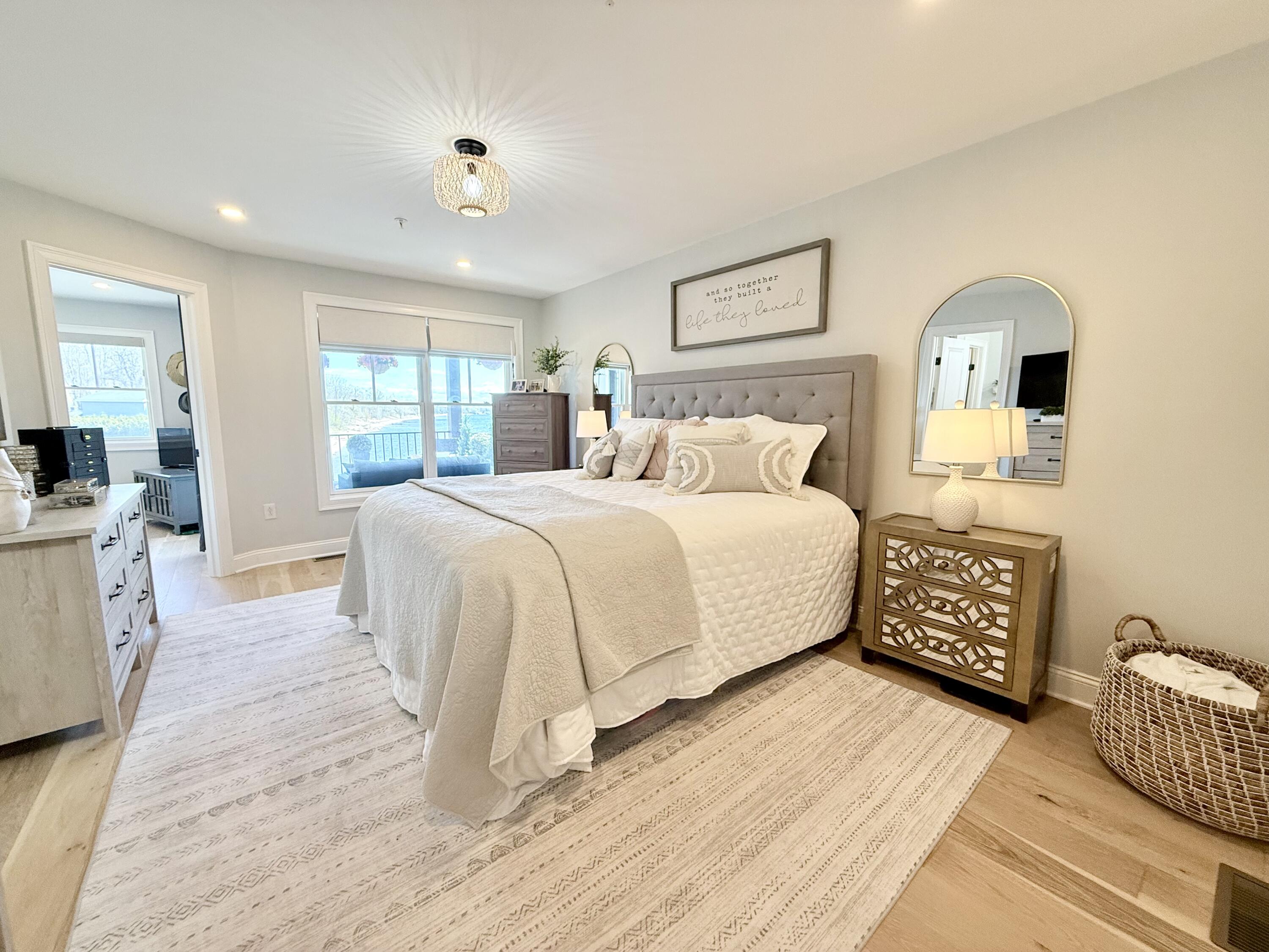 Plattsburgh, New York, 12901, United States, 2 Bedrooms Bedrooms, ,4 BathroomsBathrooms,Residential,For Sale,2048492