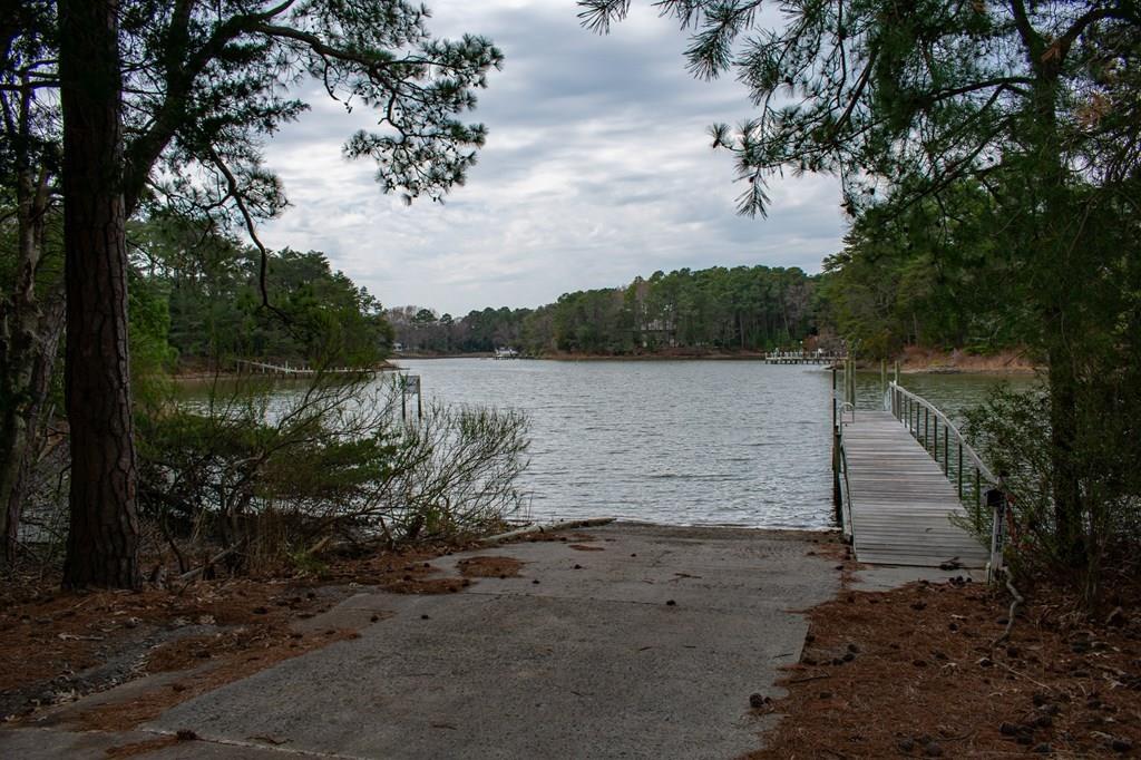 Machipongo, Virginia, 23405, United States, 3 Bedrooms Bedrooms, ,3 BathroomsBathrooms,Residential,For Sale,2003138