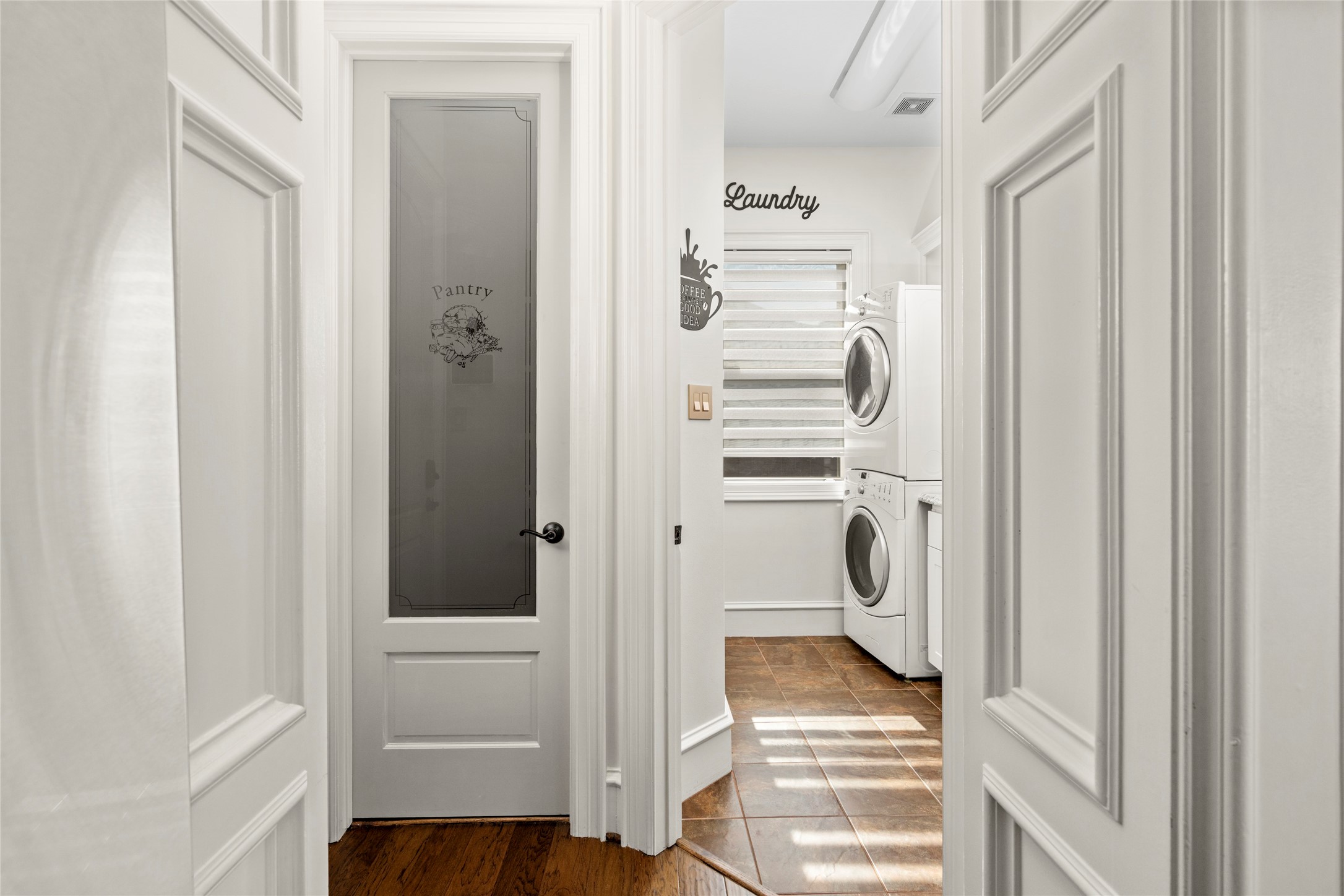  14110 Woodthorpe Lane - 物件實景