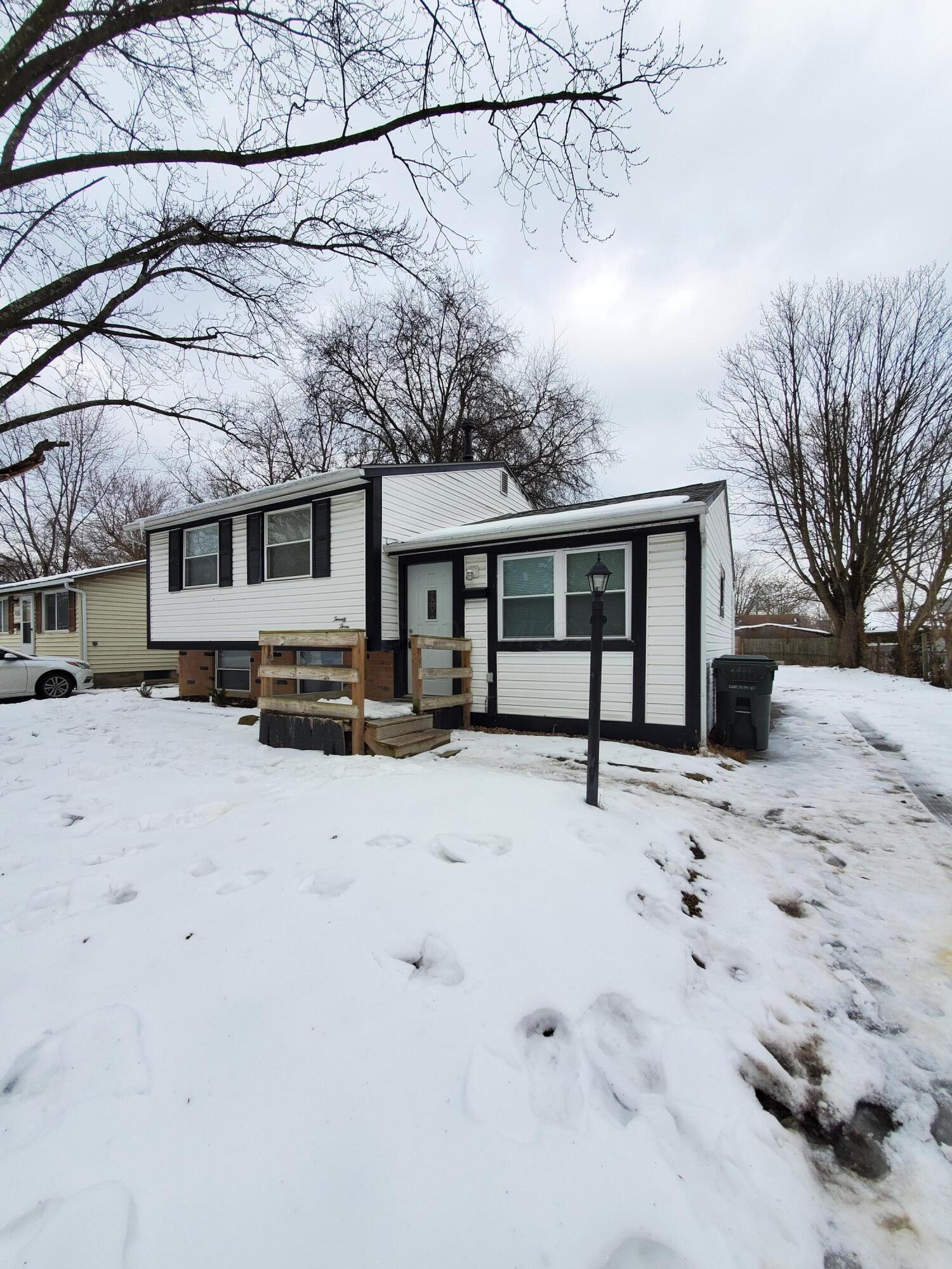 Carlford St, Columbus, OH 43232