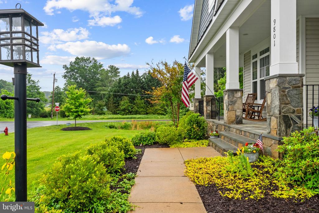 Warrenton, Virginia, 20187, United States, 4 Bedrooms Bedrooms, ,4 BathroomsBathrooms,Residential,For Sale,2048905