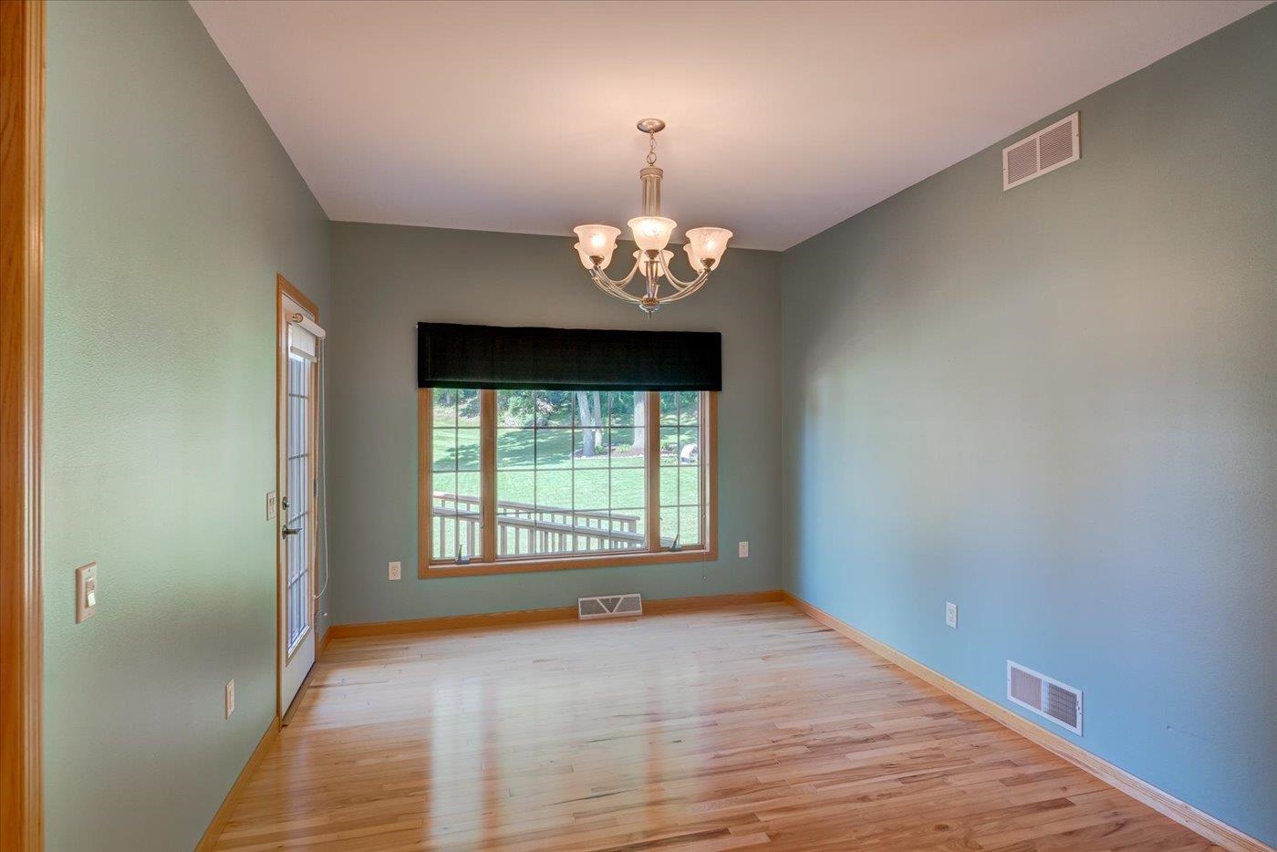 Cross Plains, Wisconsin, 53528, United States, 4 Bedrooms Bedrooms, ,3 BathroomsBathrooms,Residential,For Sale,1914222