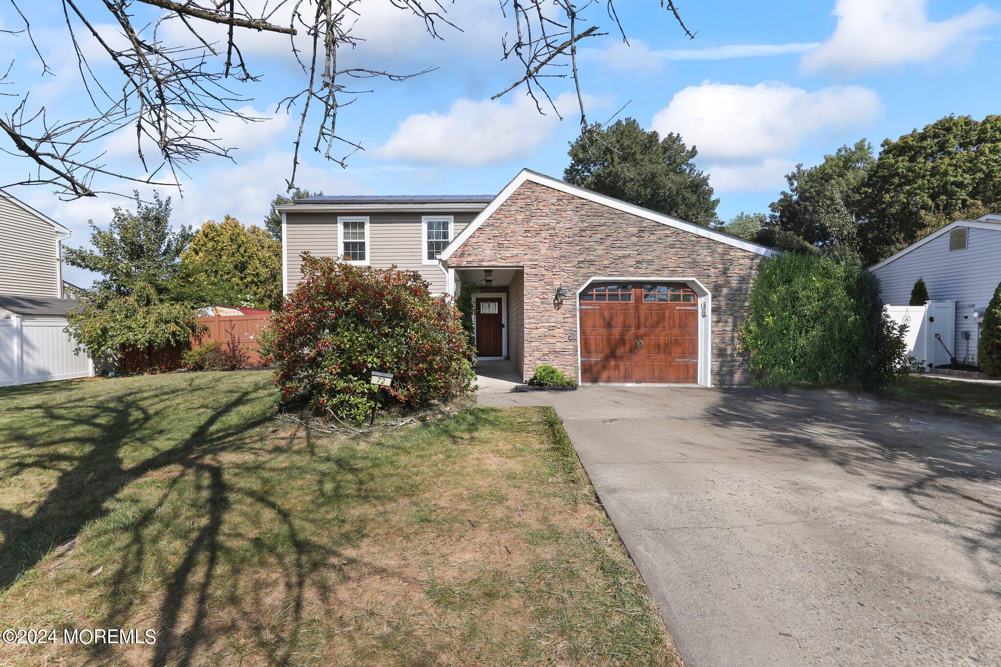 Howell, New Jersey, 07731, United States, 4 Bedrooms Bedrooms, ,3 BathroomsBathrooms,Residential,For Sale,1928001
