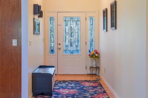 Murphy, North Carolina, 28906, United States, 4 Bedrooms Bedrooms, ,4 BathroomsBathrooms,Residential,For Sale,1989693