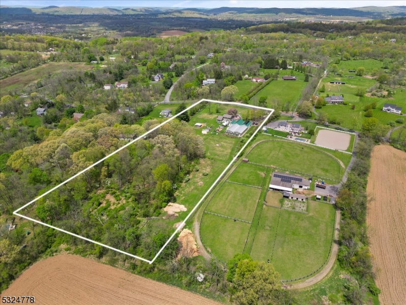 Lebanon Twp., New Jersey, 08827, United States, 4 Bedrooms Bedrooms, ,3 BathroomsBathrooms,Residential,For Sale,1847563