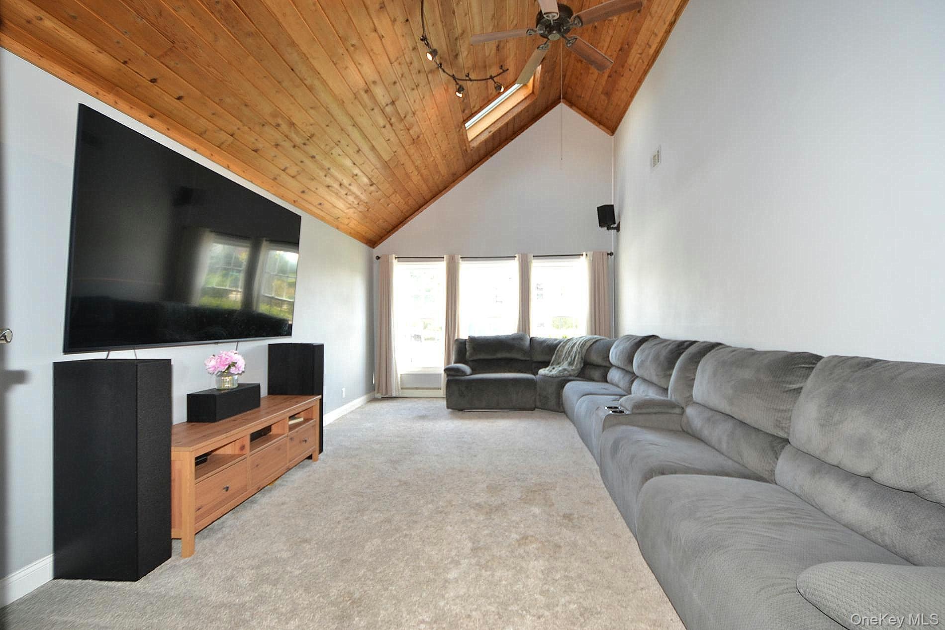 Patchogue, New York, 11772, United States, 3 Bedrooms Bedrooms, ,1 BathroomBathrooms,Residential,For Sale,1960733