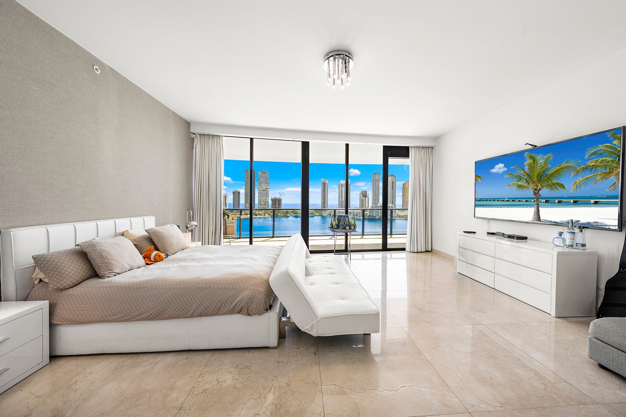  5500 Island Estates Drive, Aventura, FL, 33160 - 物件實景