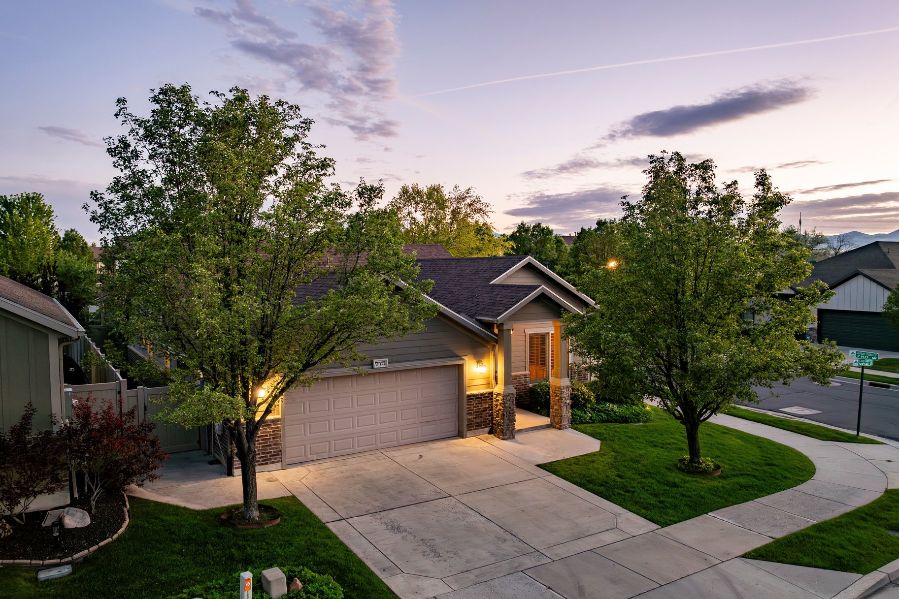  Exceptional Single-Level Living in One of Sandy