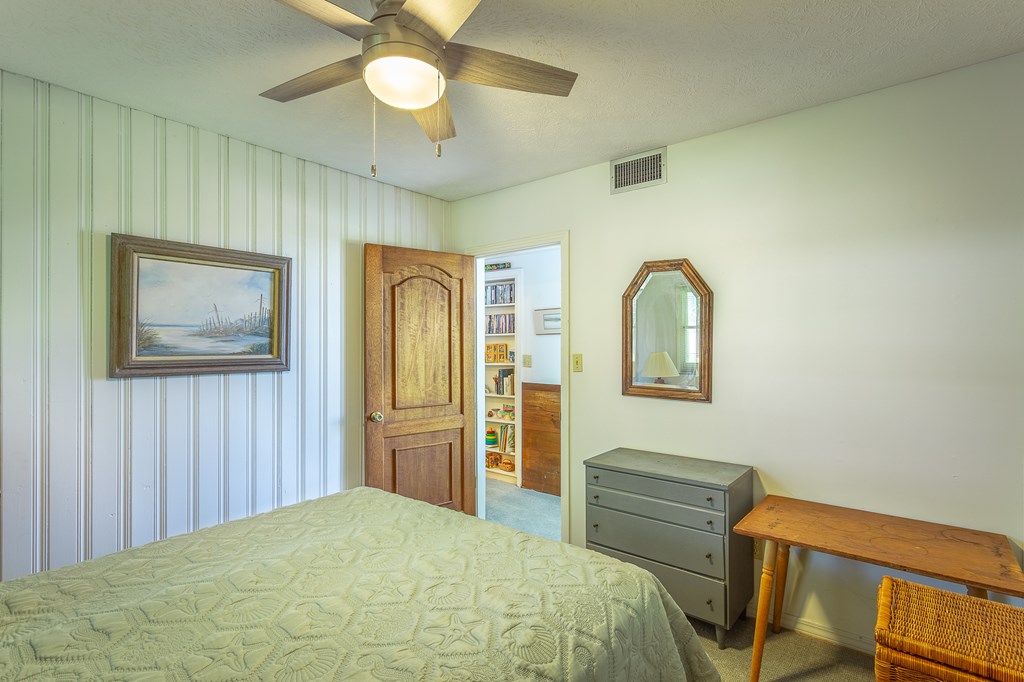 St. George Island, Florida, 32328, United States, 2 Bedrooms Bedrooms, ,2 BathroomsBathrooms,Residential,For Sale,1981001