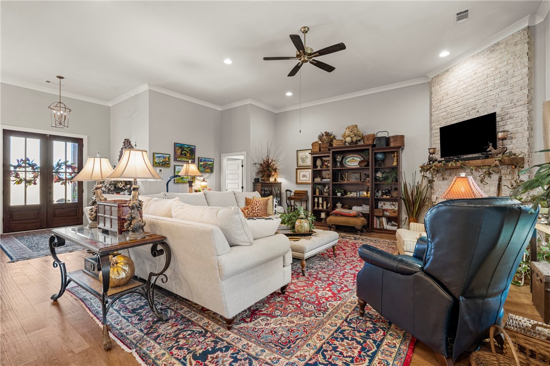 Opelika, Alabama, 36801, United States, 4 Bedrooms Bedrooms, ,3 BathroomsBathrooms,Residential,For Sale,1987548