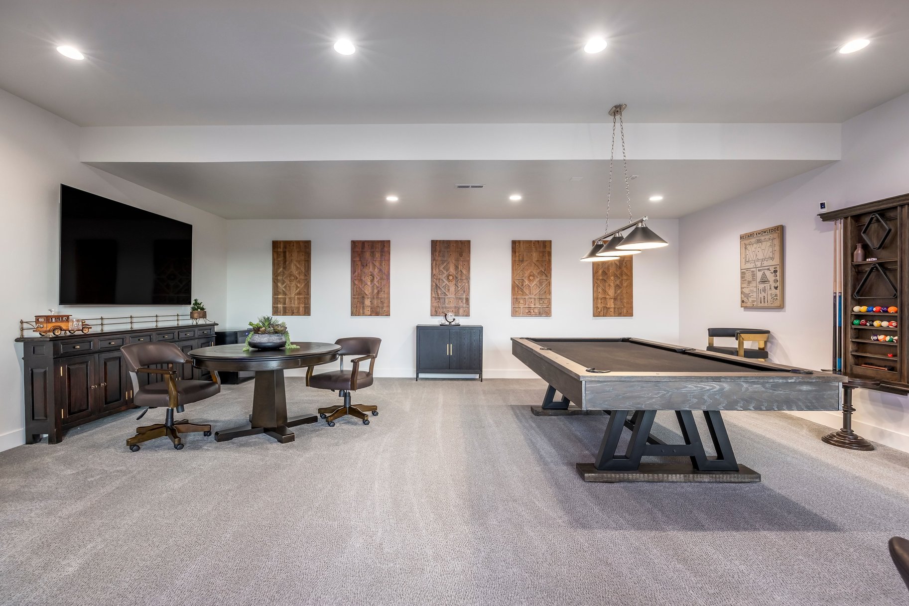  Nearly New Luxury Home with ADU, Views & Chef