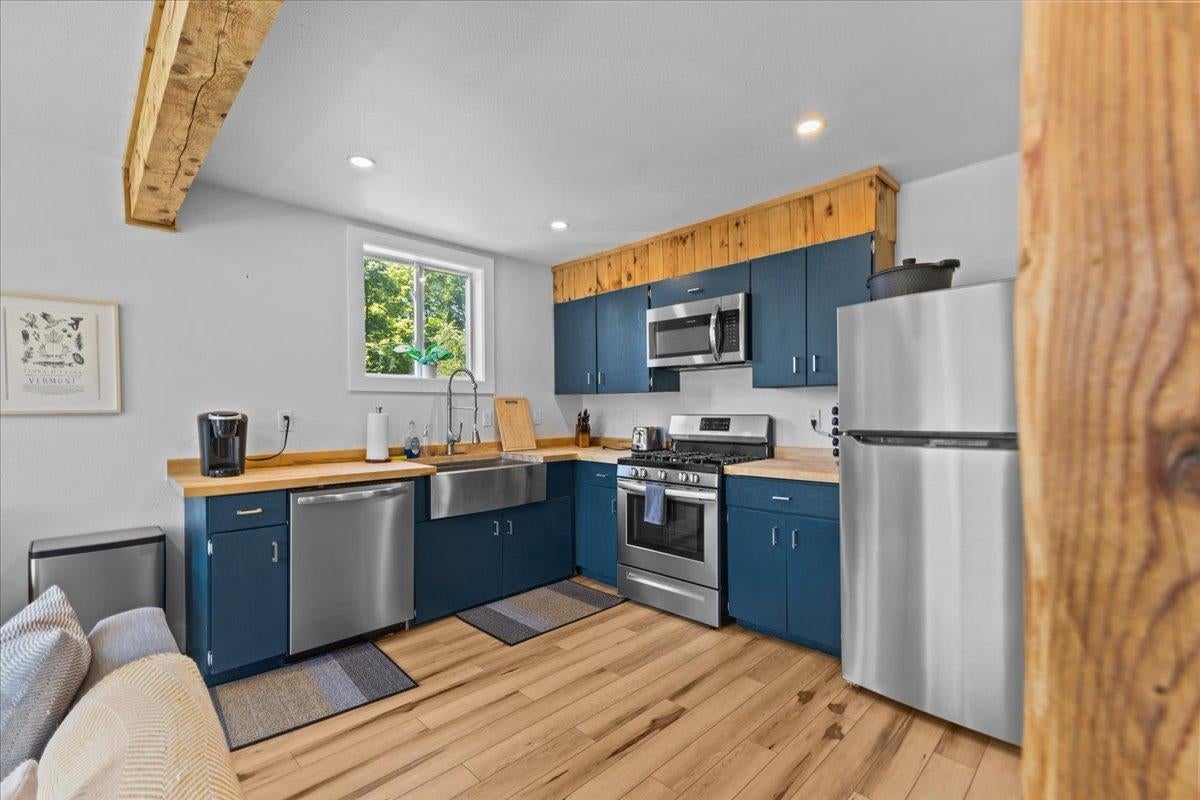 Stowe, Vermont, 05672, United States, 8 Bedrooms Bedrooms, ,5 BathroomsBathrooms,Residential,For Sale,1994933