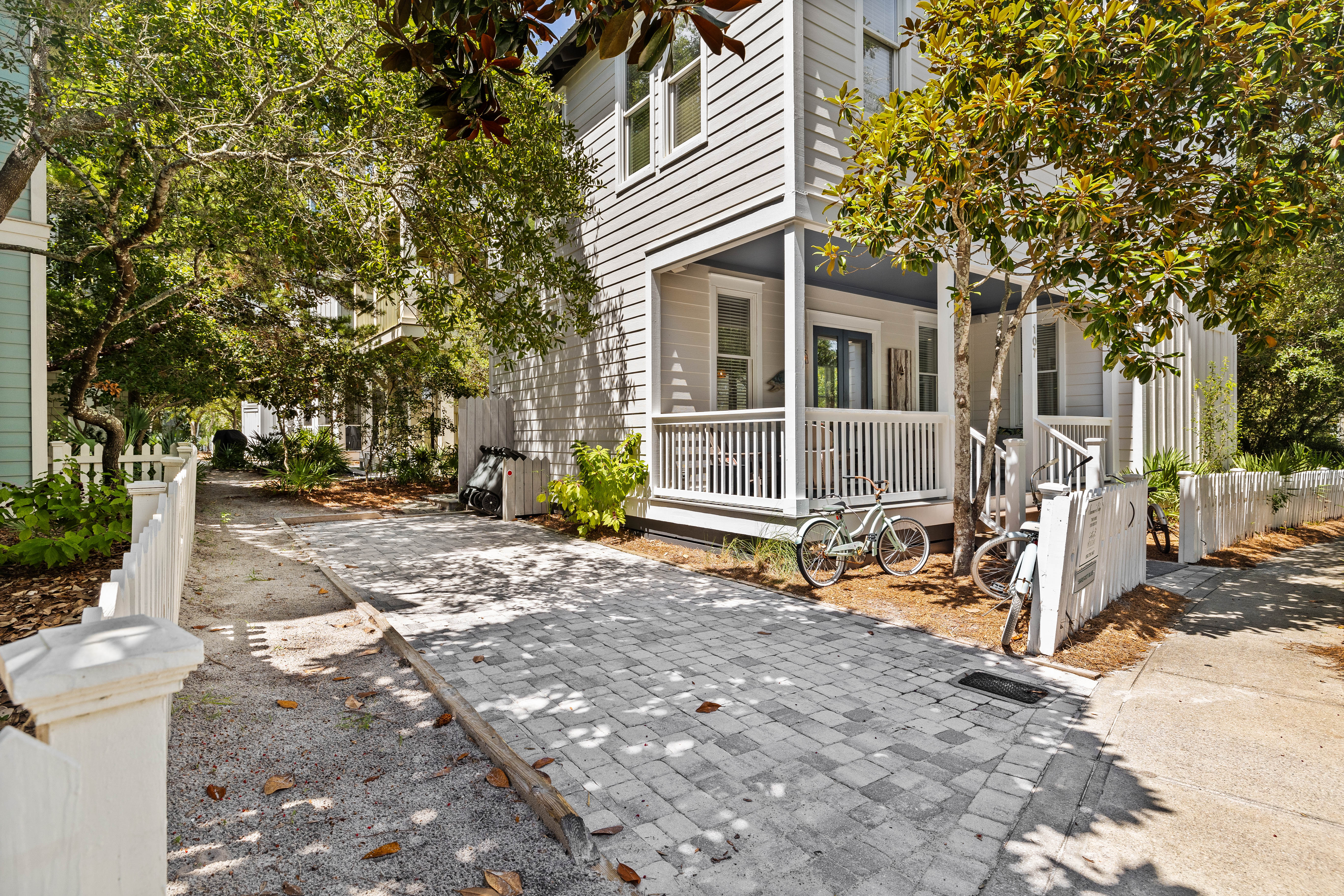  Renovated Florida Cottage With Lookout Tower Just Steps From Beach - 物件實景