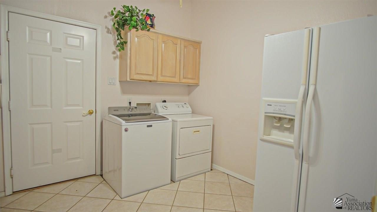 Yuma, Arizona, 85367, United States, 2 Bedrooms Bedrooms, ,2 BathroomsBathrooms,Residential,For Sale,1984211