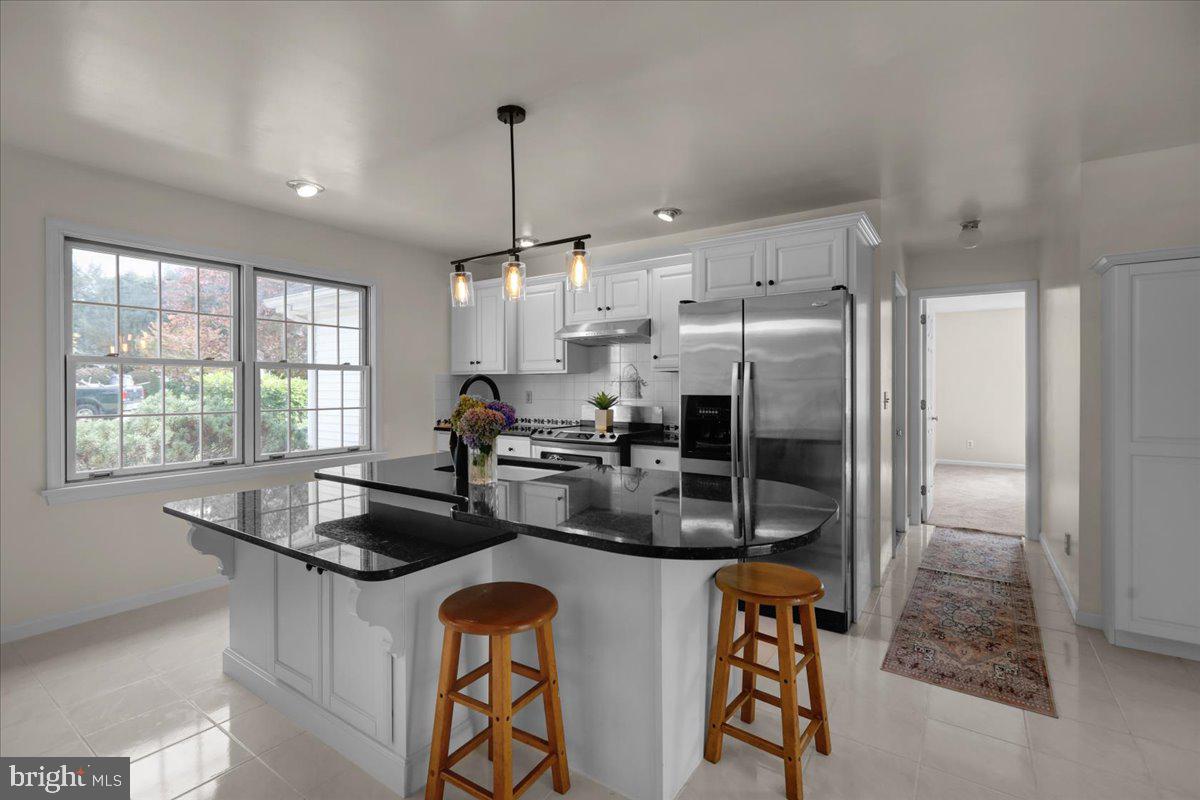 Lebanon, Pennsylvania, 17042, United States, 5 Bedrooms Bedrooms, ,4 BathroomsBathrooms,Residential,For Sale,1965418