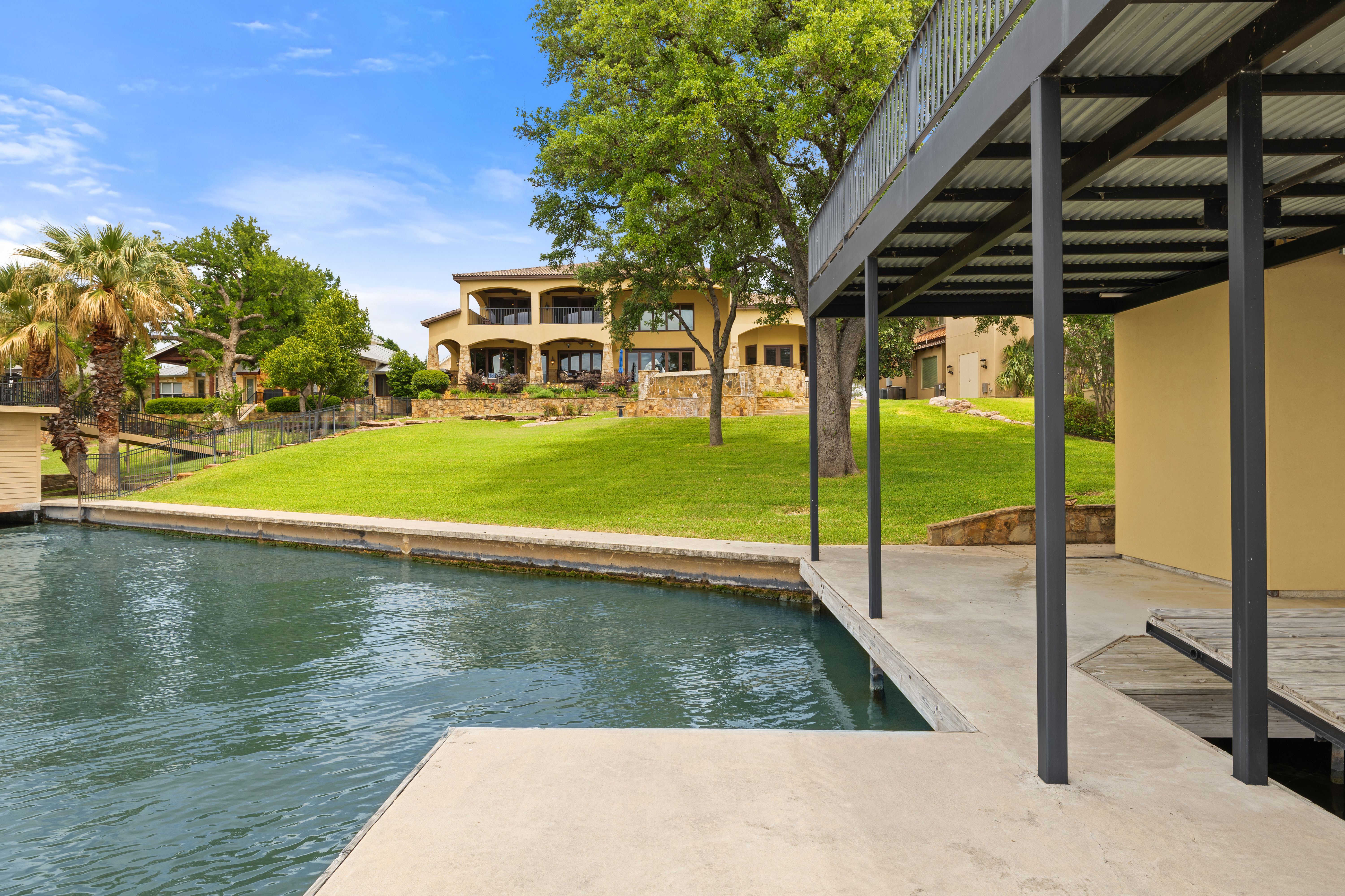  The Ultimate Lake LBJ Retreat - 物件實景