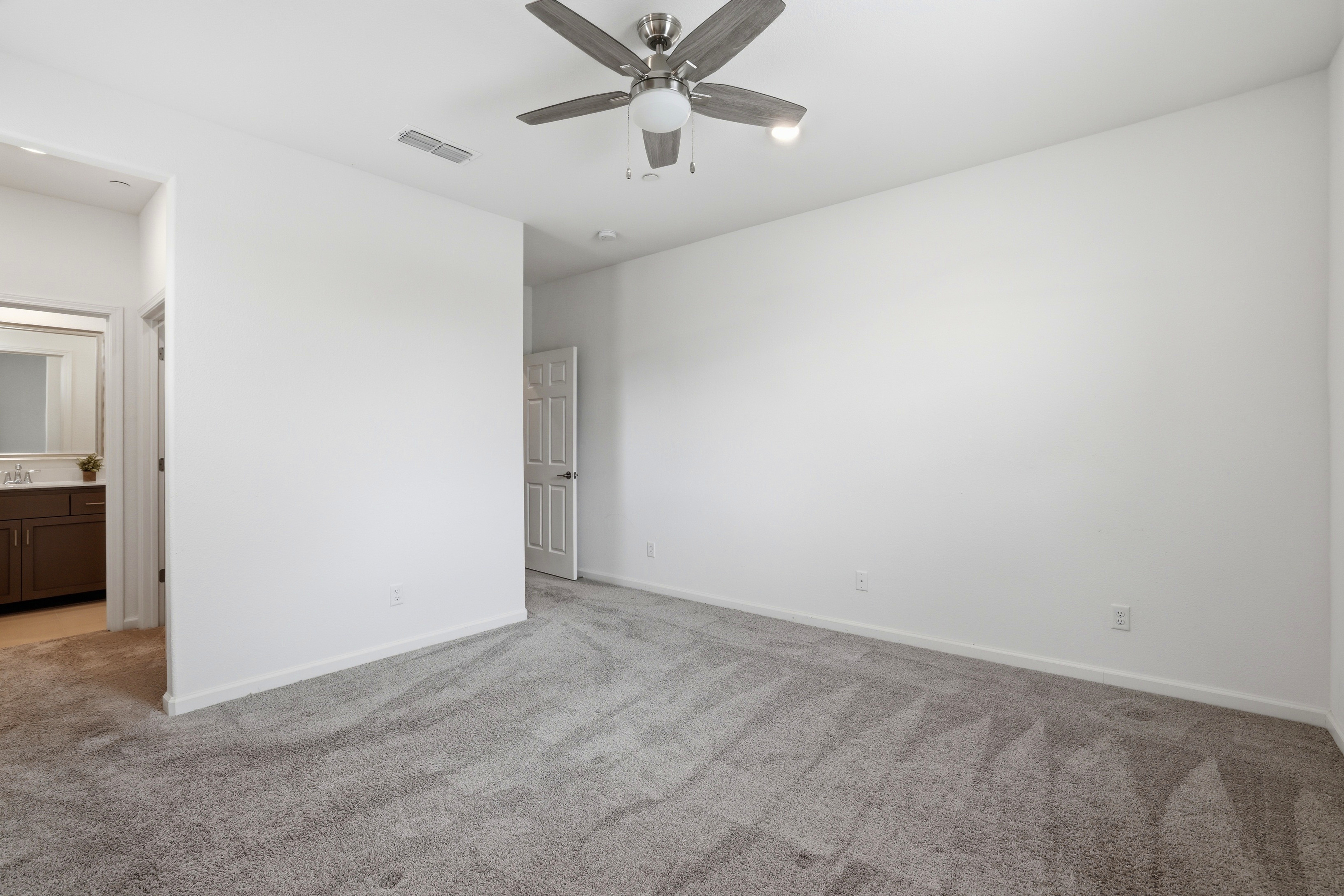  979 Carson River Drive, Lincoln, CA 95648 - 物件實景