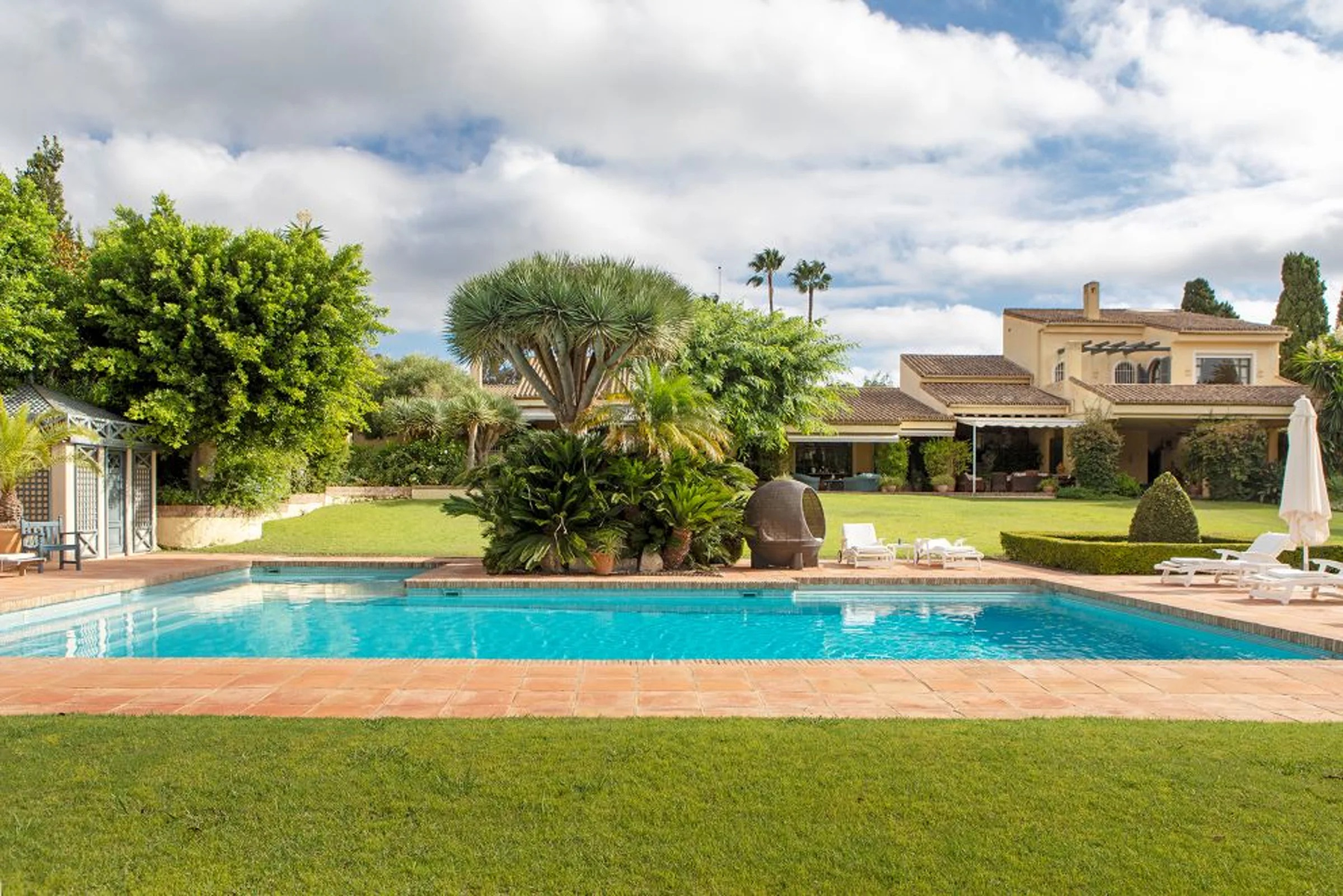  Villa on the front line of Valderrama golf with a large plot in Sotogrande - 物件實景