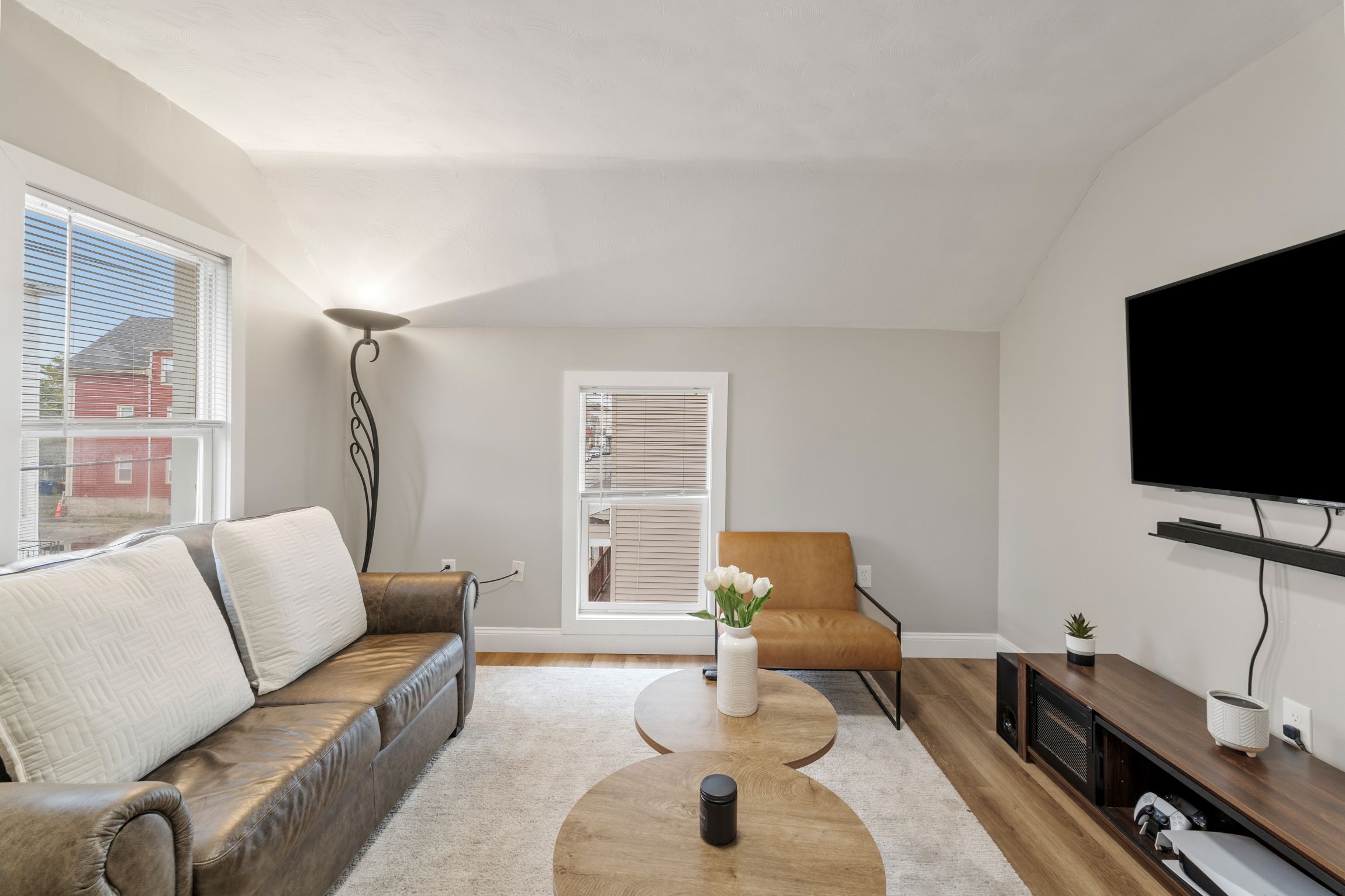  207 Belleville Avenue, New Bedford, MA, 02746 - 物件實景