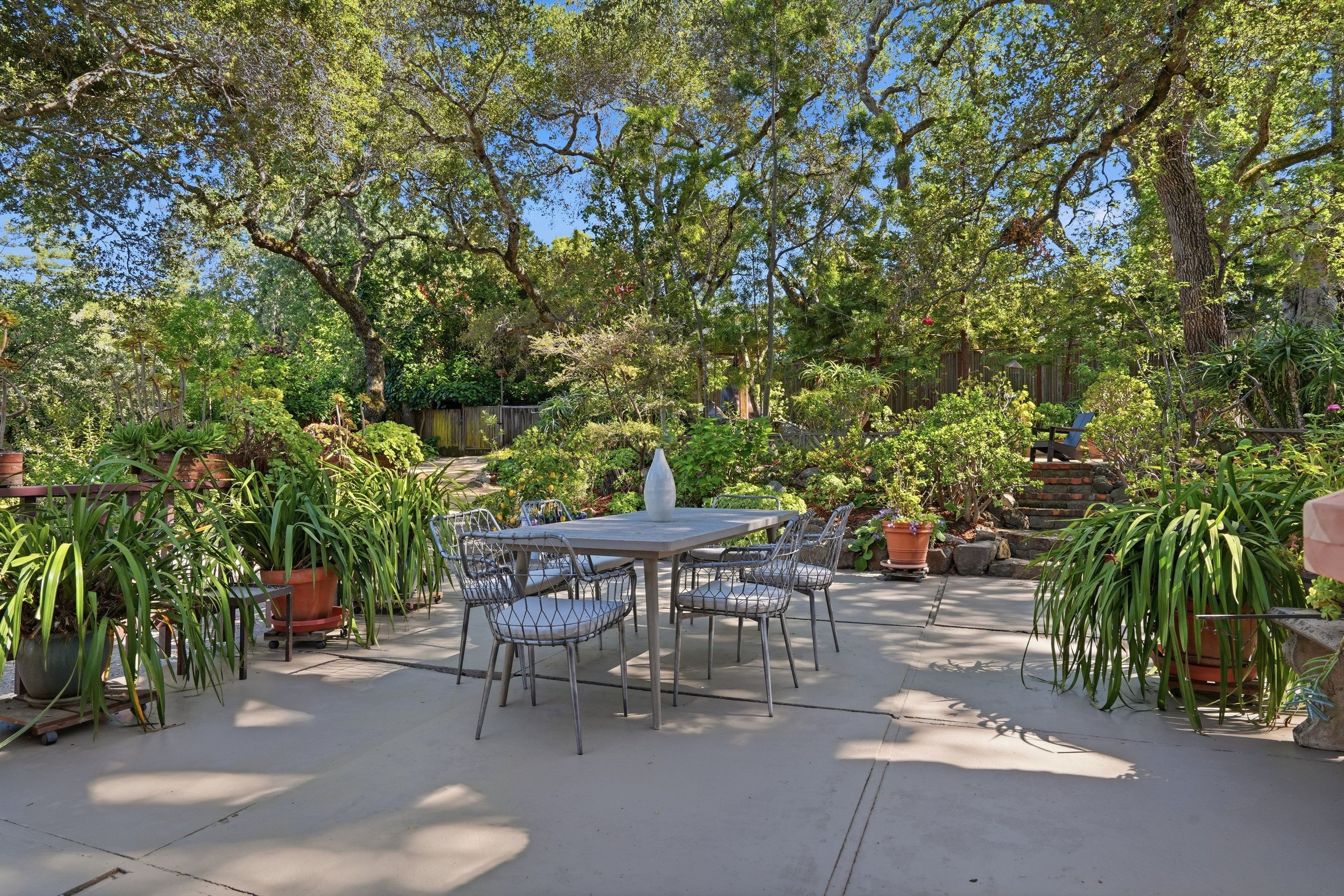  157 Springdale Way, Redwood City, CA 94062 - 物件實景