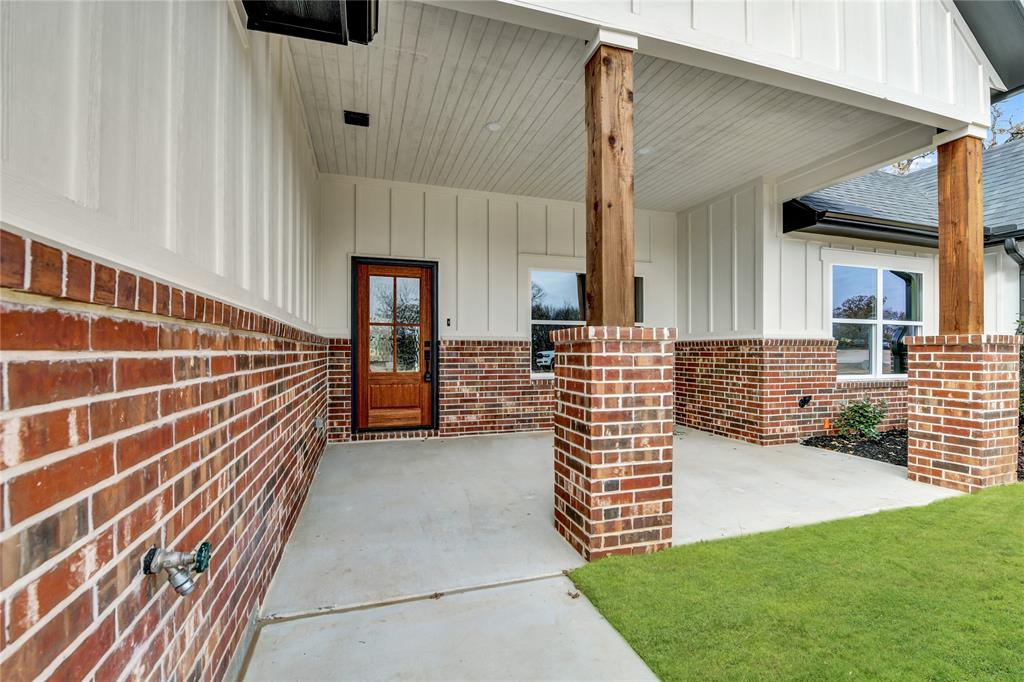 Millsap, Texas, 76066, United States, 4 Bedrooms Bedrooms, ,2 BathroomsBathrooms,Residential,For Sale,1984368